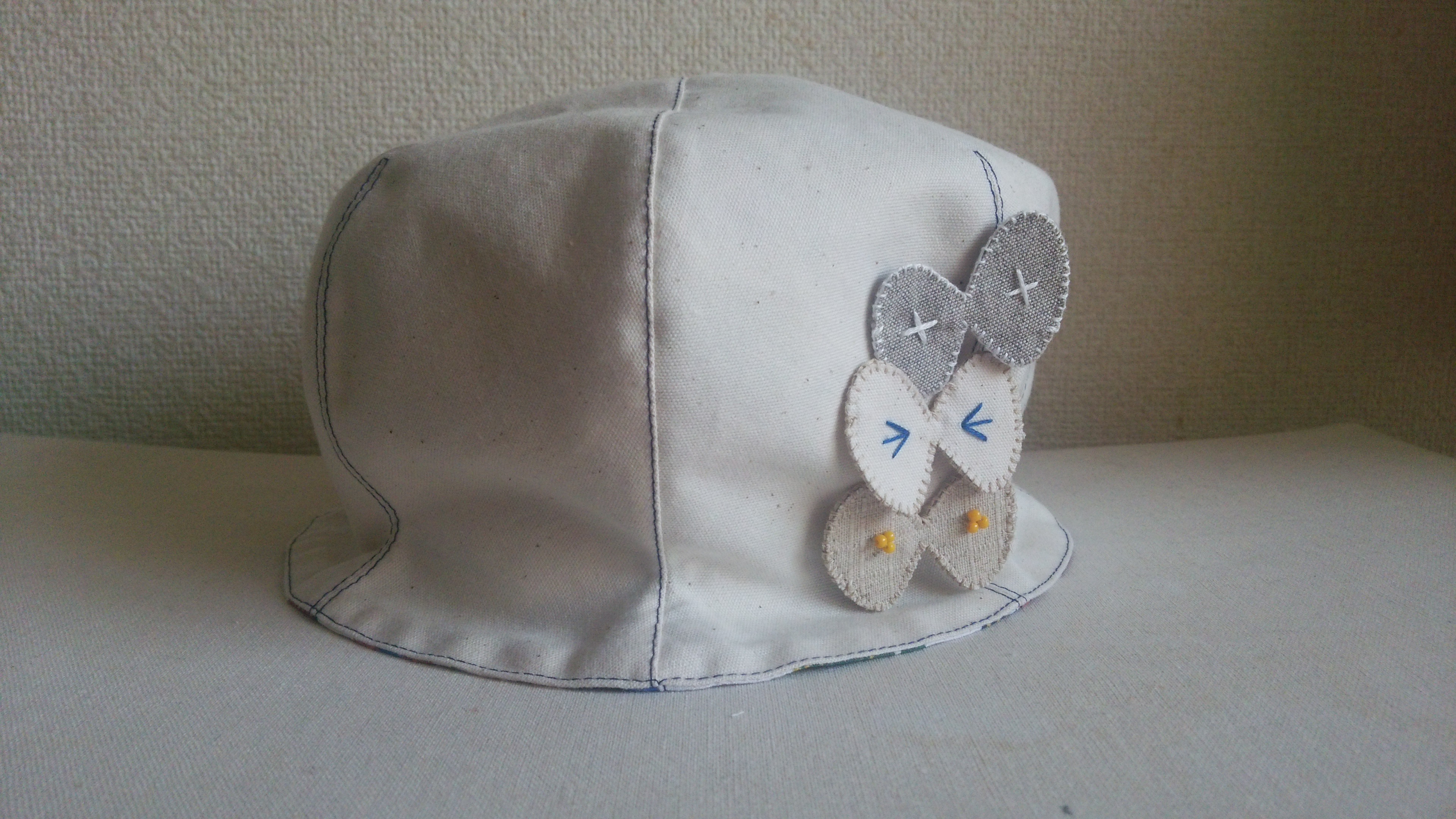 ワンピースの白の帽子 Iichi ハンドメイド クラフト作品 手仕事品の通販