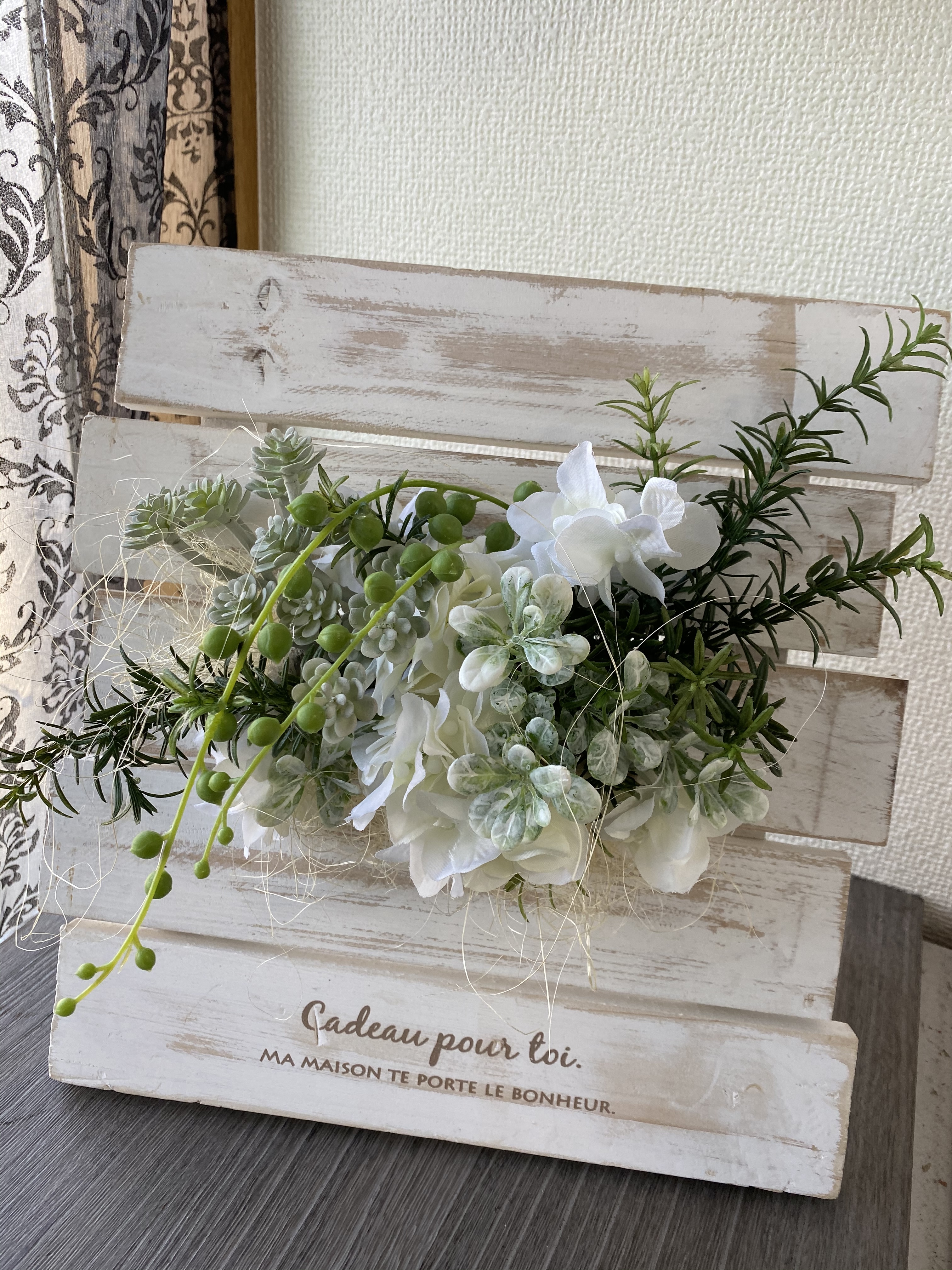 ローズマリーとナチュラルなインテリア フレーム 造花 母の日に Iichi ハンドメイド クラフト作品 手仕事品の通販