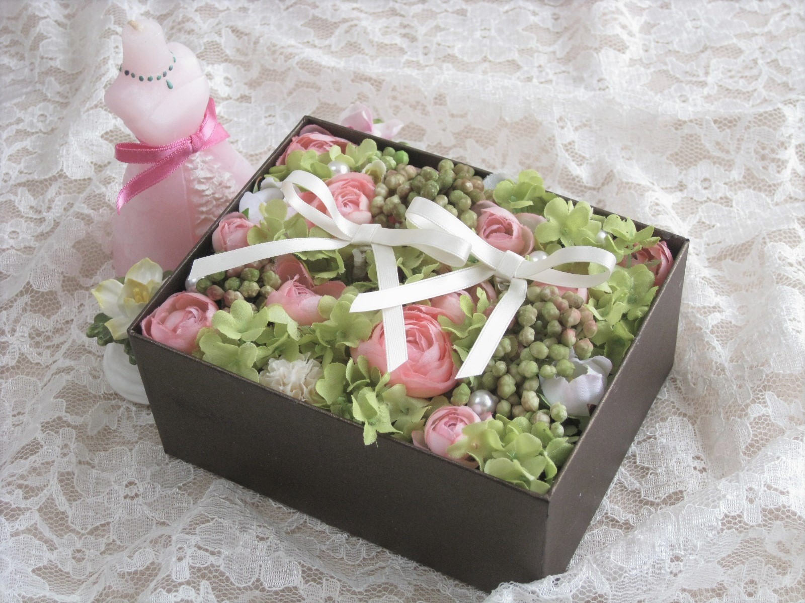お花いっぱいのリングピロー Iichi ハンドメイド クラフト作品 手仕事品の通販