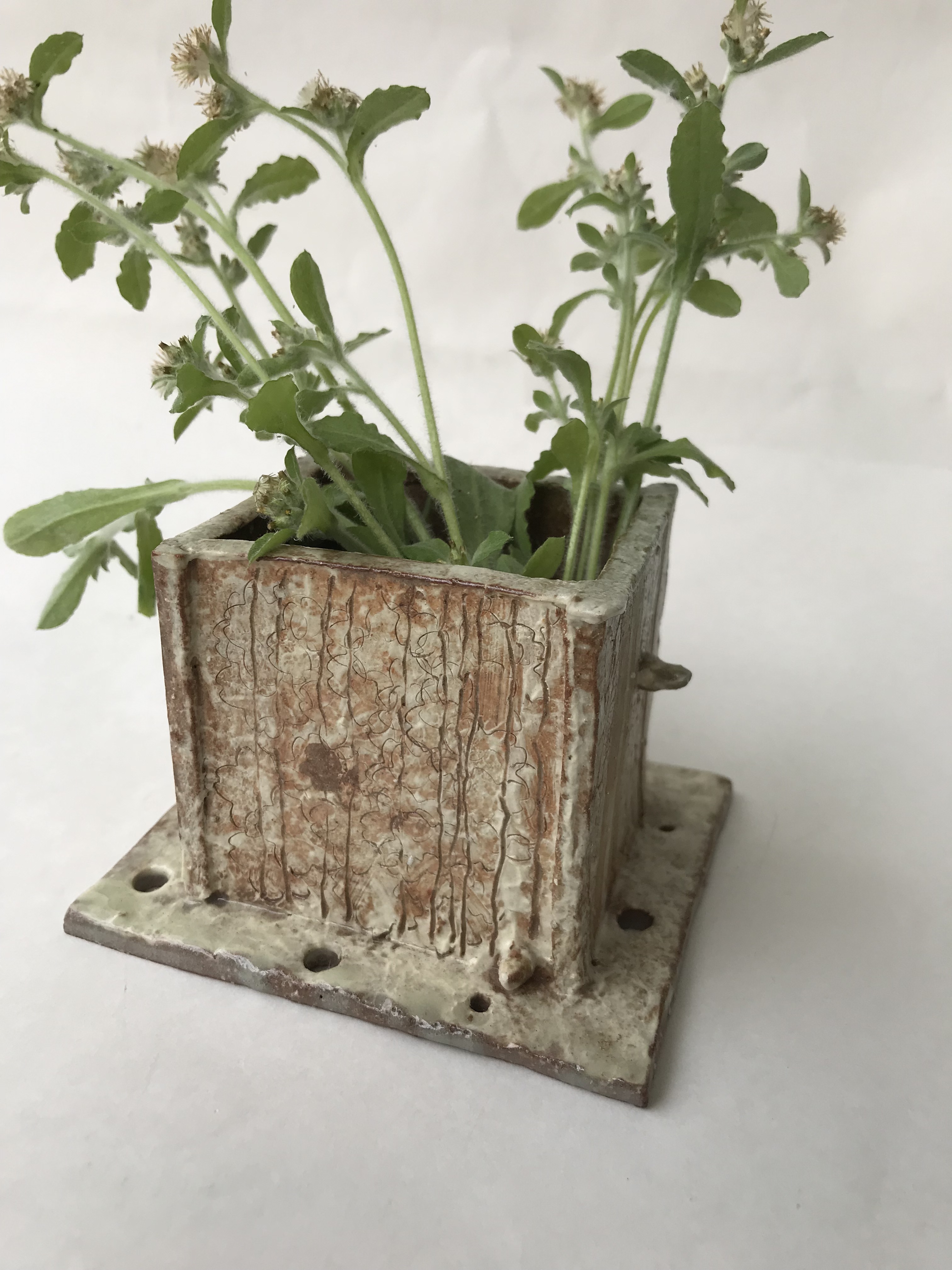 陶芸 手びねり 花瓶orボールペン スティクシュガー スプーン入れ Iichi ハンドメイド クラフト作品 手仕事品の通販