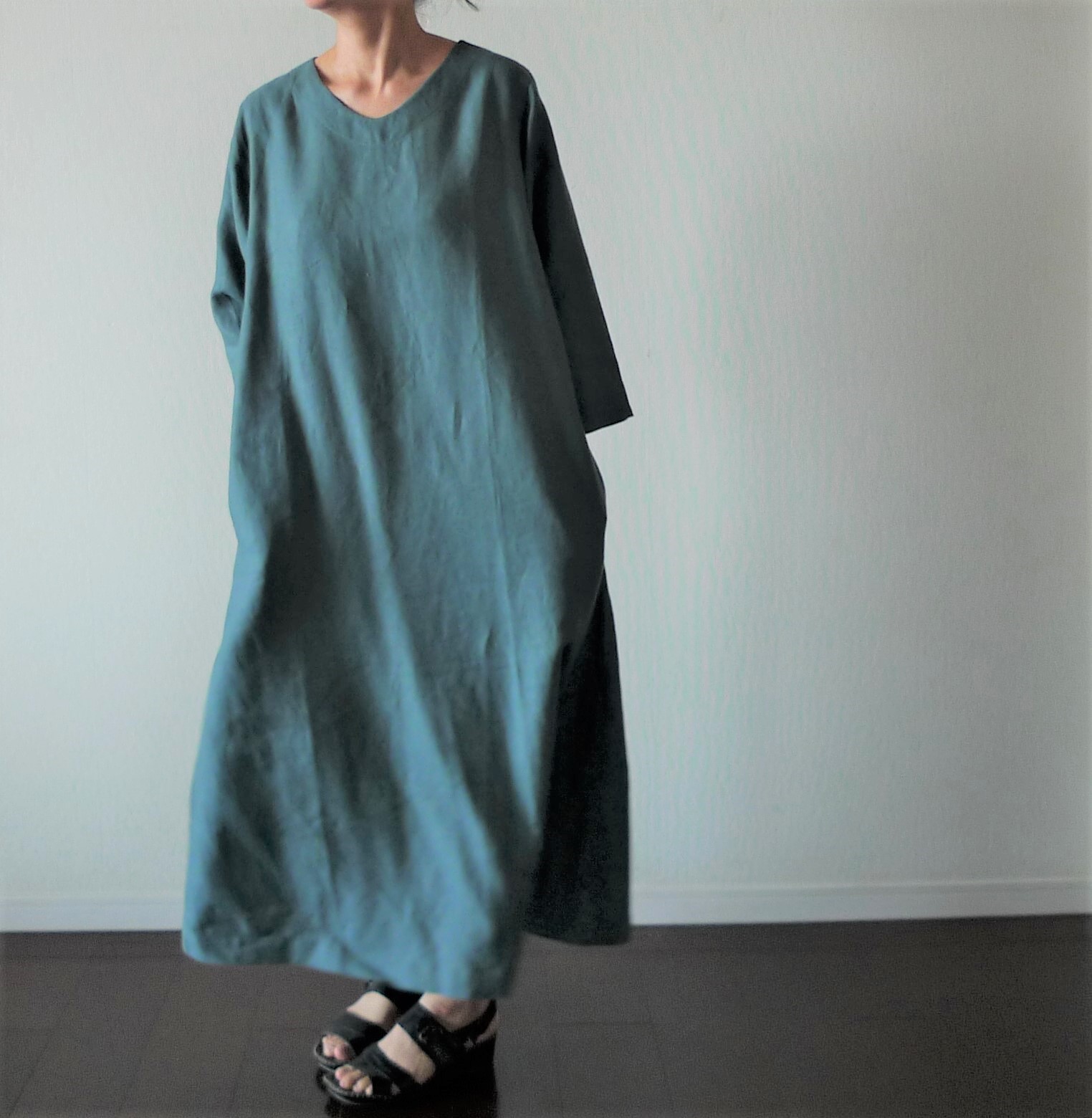 リネンシンプルワンピース 丈オーダー可 色選択可 Iichi ハンドメイド クラフト作品 手仕事品の通販
