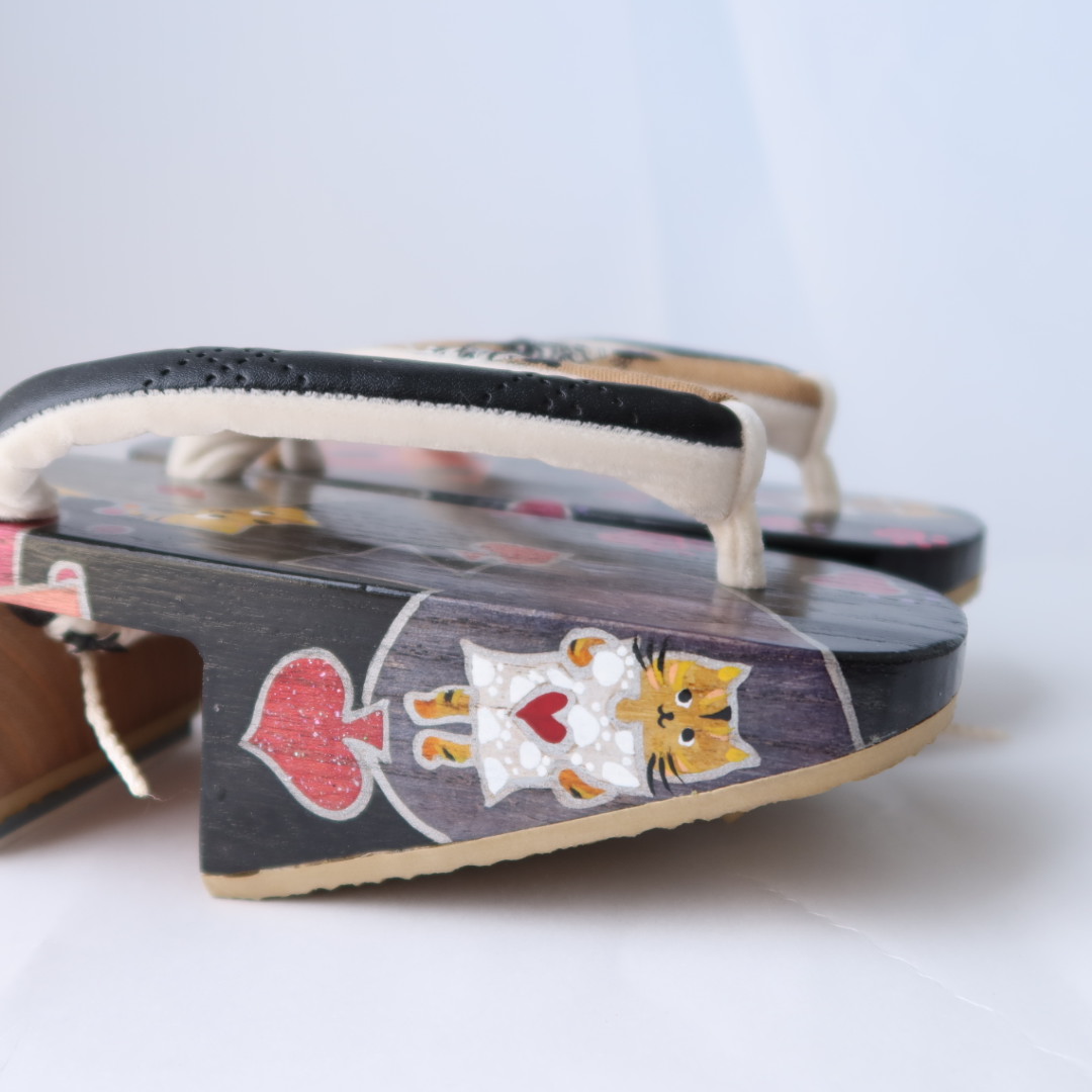 トランプにゃん下駄 日本桐 高小町s Iichi ハンドメイド クラフト作品 手仕事品の通販