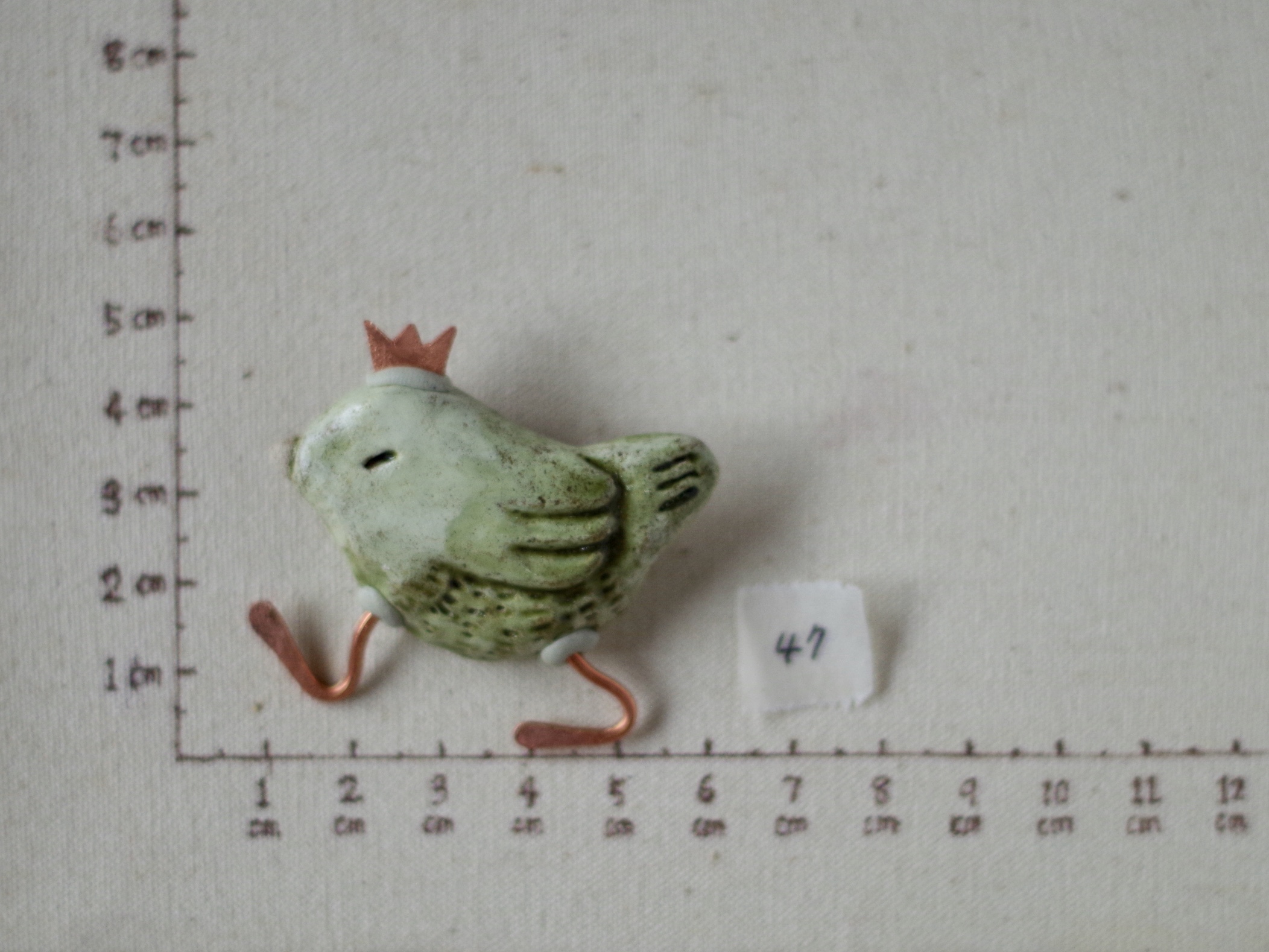 王様きどりブローチ 47 Iichi ハンドメイド クラフト作品 手仕事品の通販