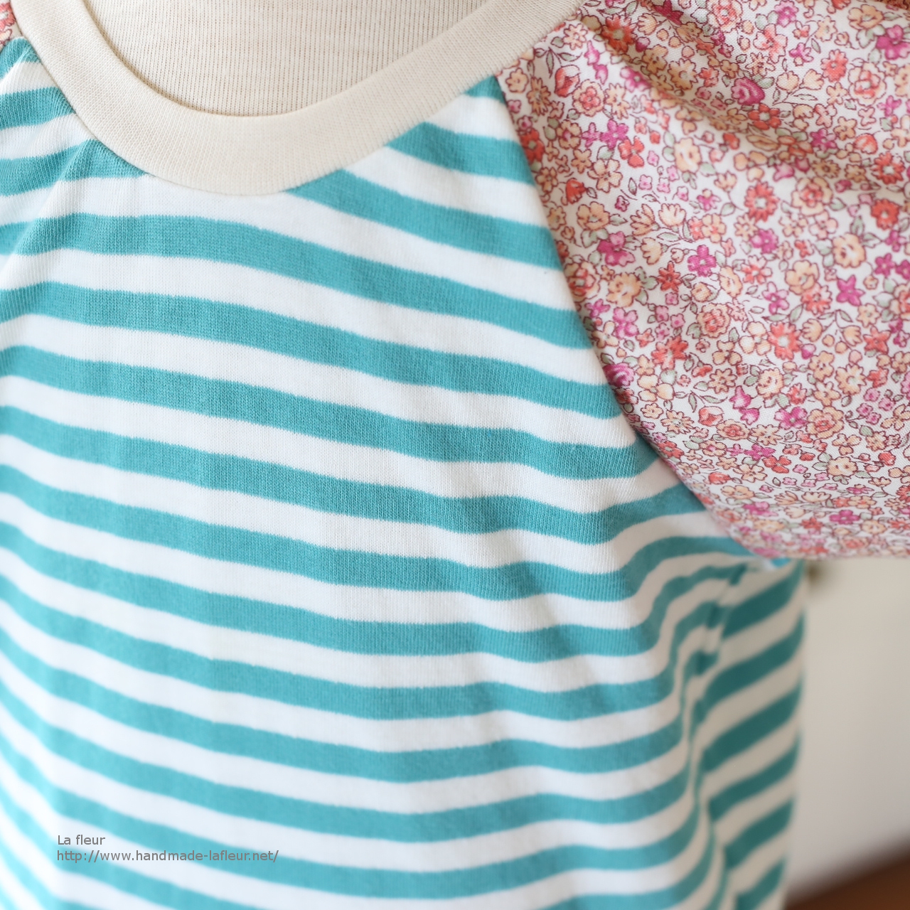 110 ラップルカットソー Tシャツ グリーンボーダー ピンク小花柄 Iichi ハンドメイド クラフト作品 手仕事品の通販