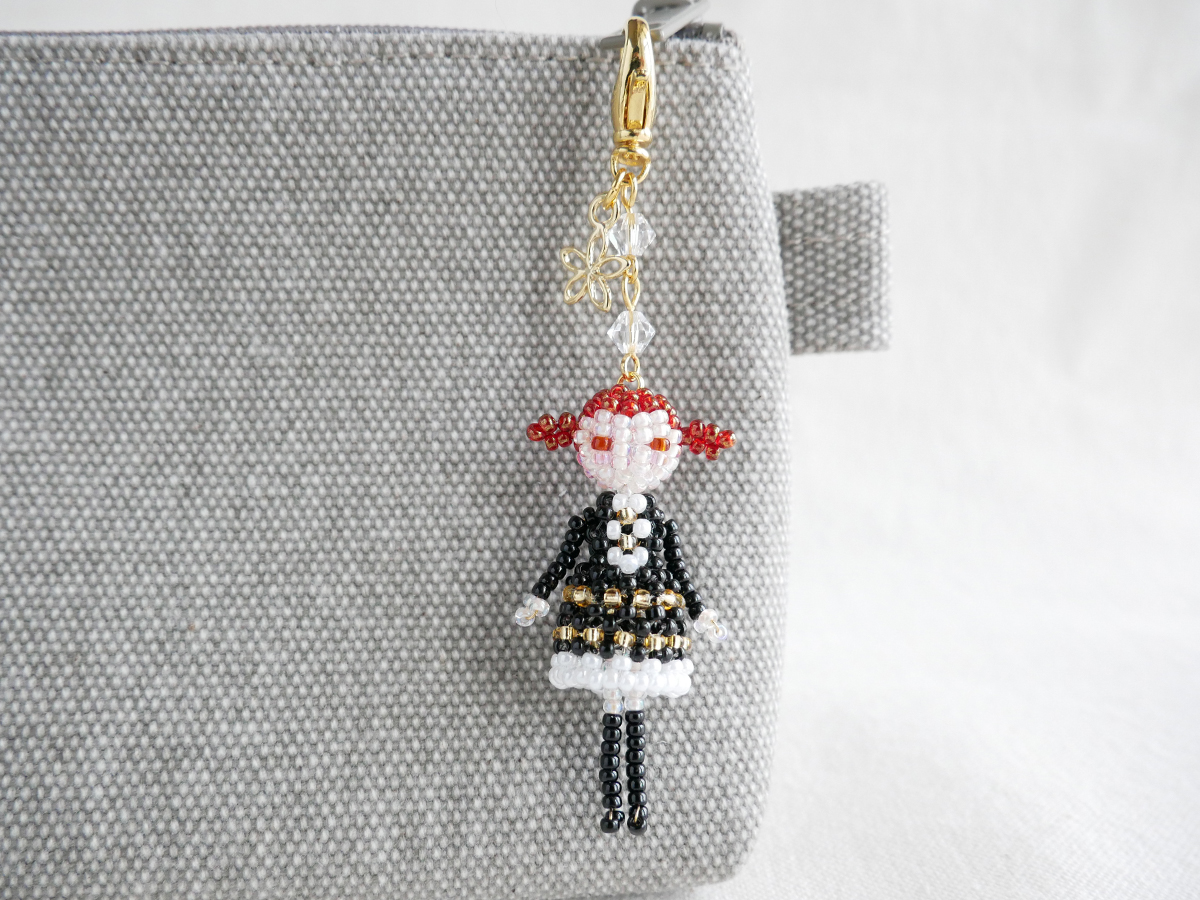 ファスナーチャーム ヘレナ ビーズドール マスコット 人形 Iichi ハンドメイド クラフト作品 手仕事品の通販