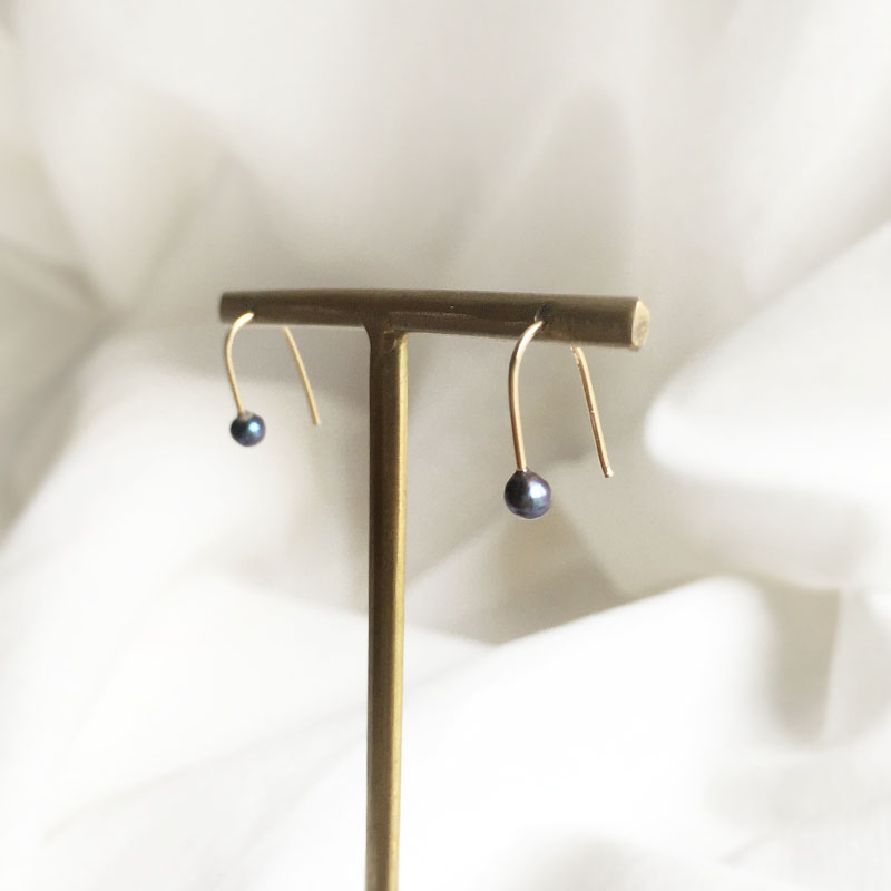 K14gf シンプル すっきり 小粒パールピアス Iichi ハンドメイド クラフト作品 手仕事品の通販