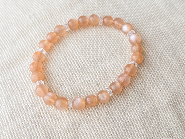 6月の天然石 オレンジサンムーンストーン１ Iichi ハンドメイド クラフト作品 手仕事品の通販