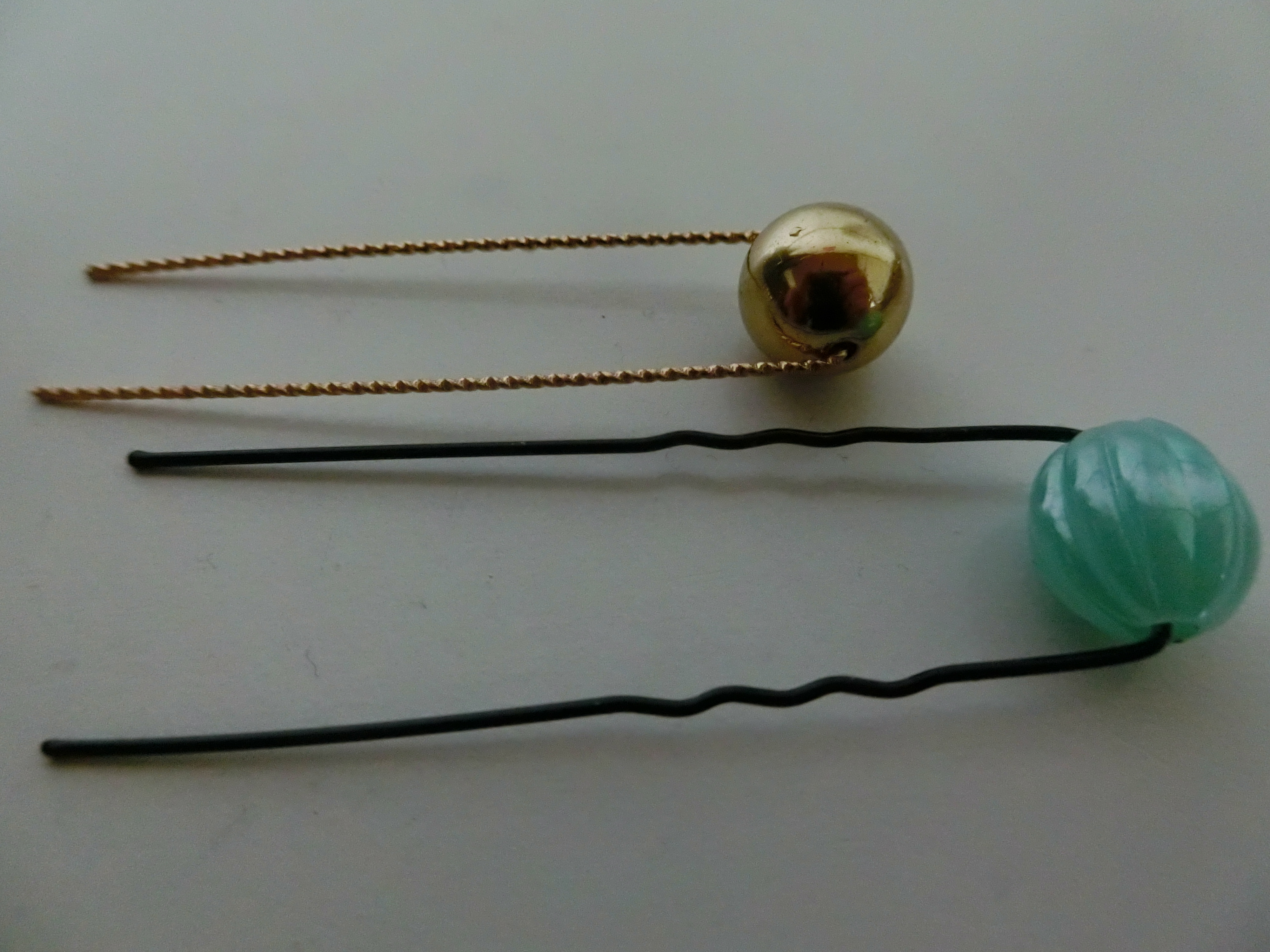 指原スタイルの色気炸裂 セクシーな指原ファッションの色っぽいヘアピン 桐谷美鶴 Iichi ハンドメイド クラフト作品 手仕事品の通販