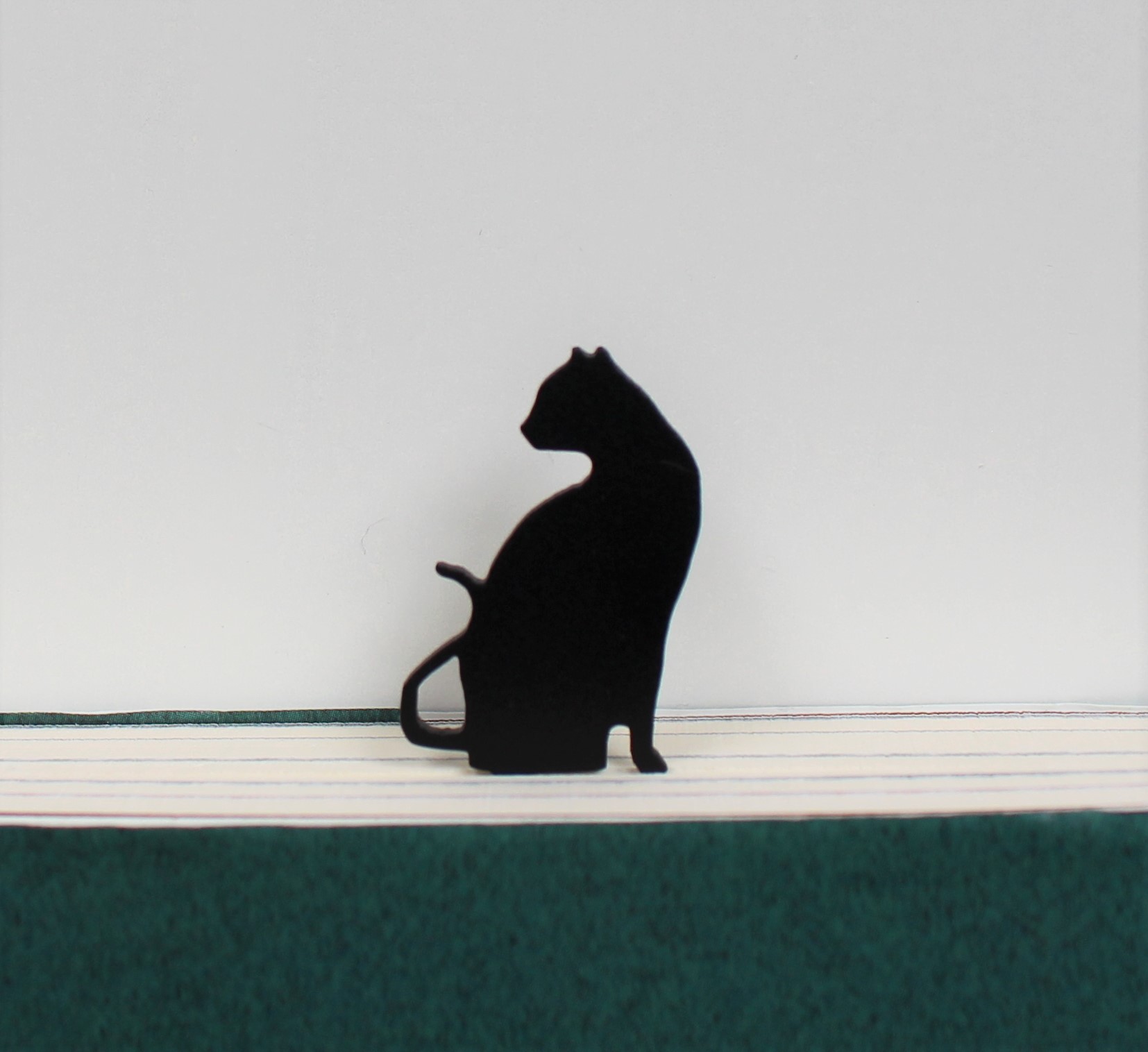 黒猫のしおり ブックマーク 後姿 読書 本 プレゼント 母の日 Cat Bookmark Iichi ハンドメイド クラフト作品 手仕事品の通販