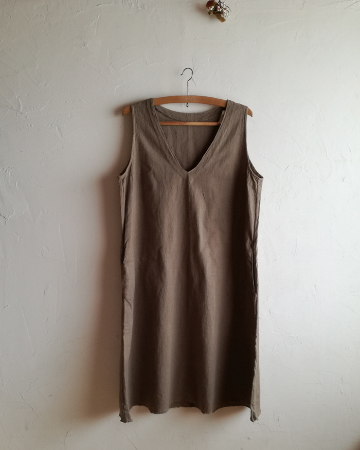 草木染め コットンリネン ワンピース ワイルドカーキ 10 Off Iichi ハンドメイド クラフト作品 手仕事品の通販