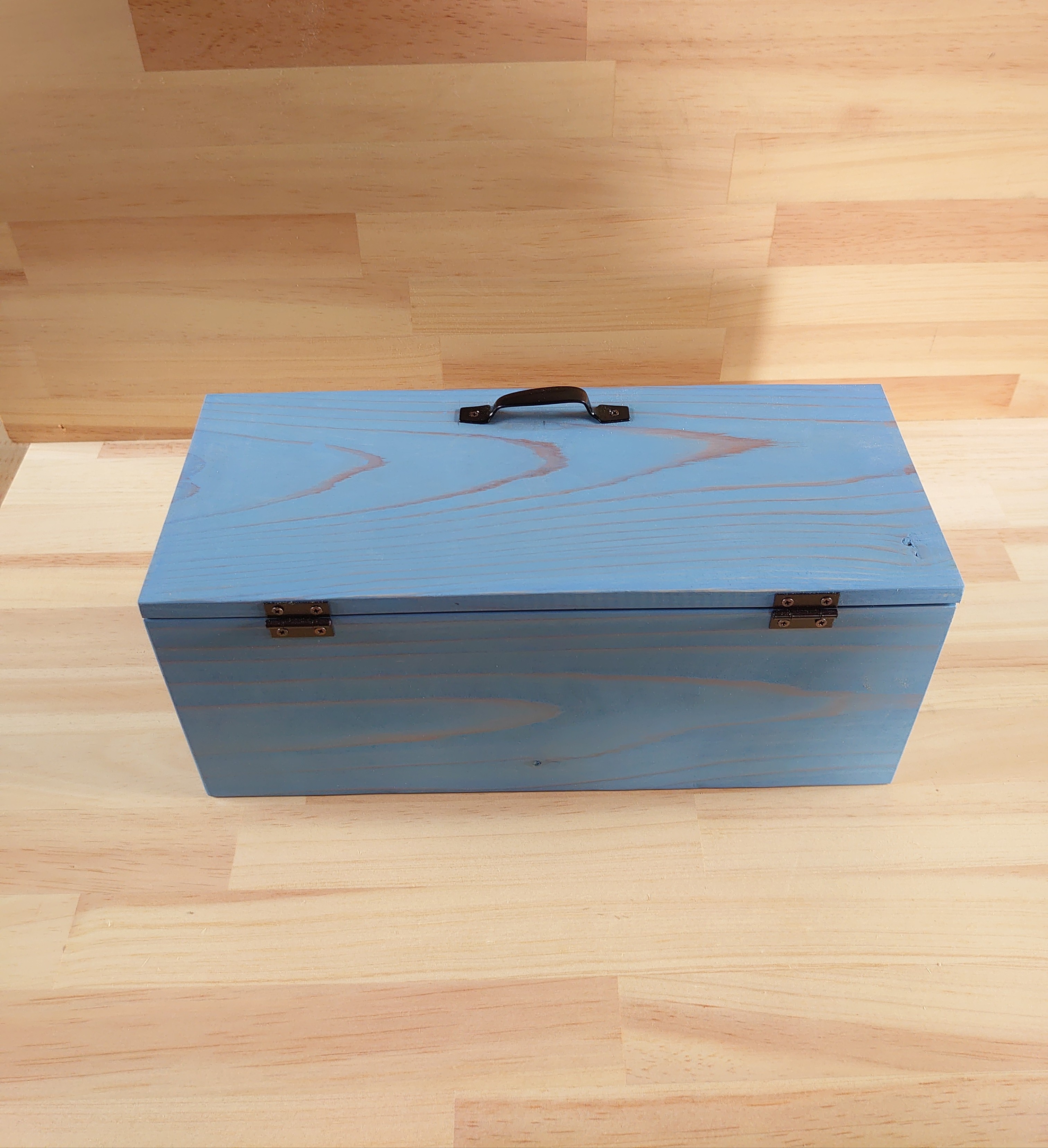 空色のトイレットペーパー収納箱 木製 Iichi ハンドメイド クラフト作品 手仕事品の通販