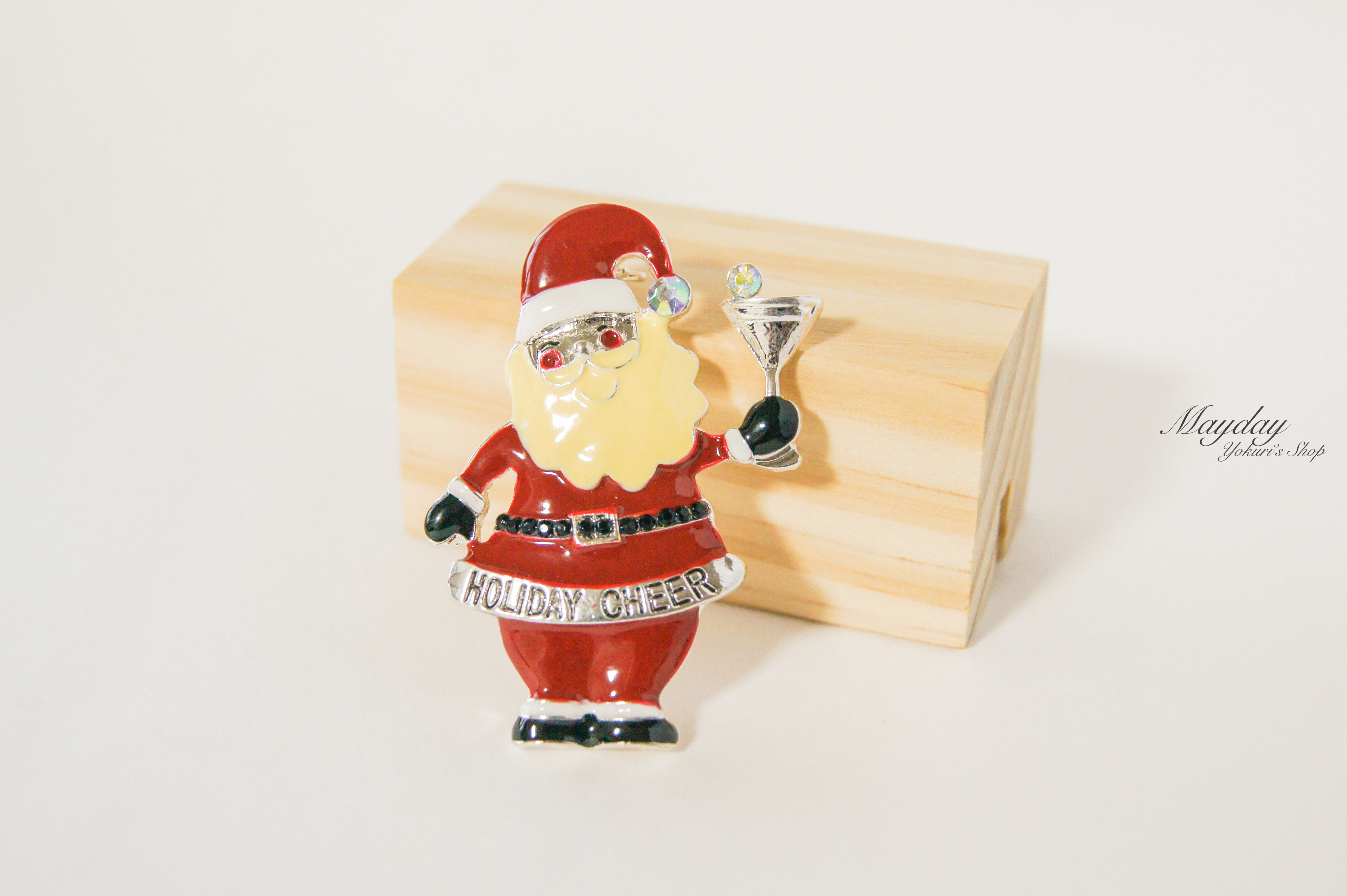 Christmasブローチシリーズ クリスマスサンタのブローチ Iichi ハンドメイド クラフト作品 手仕事品の通販
