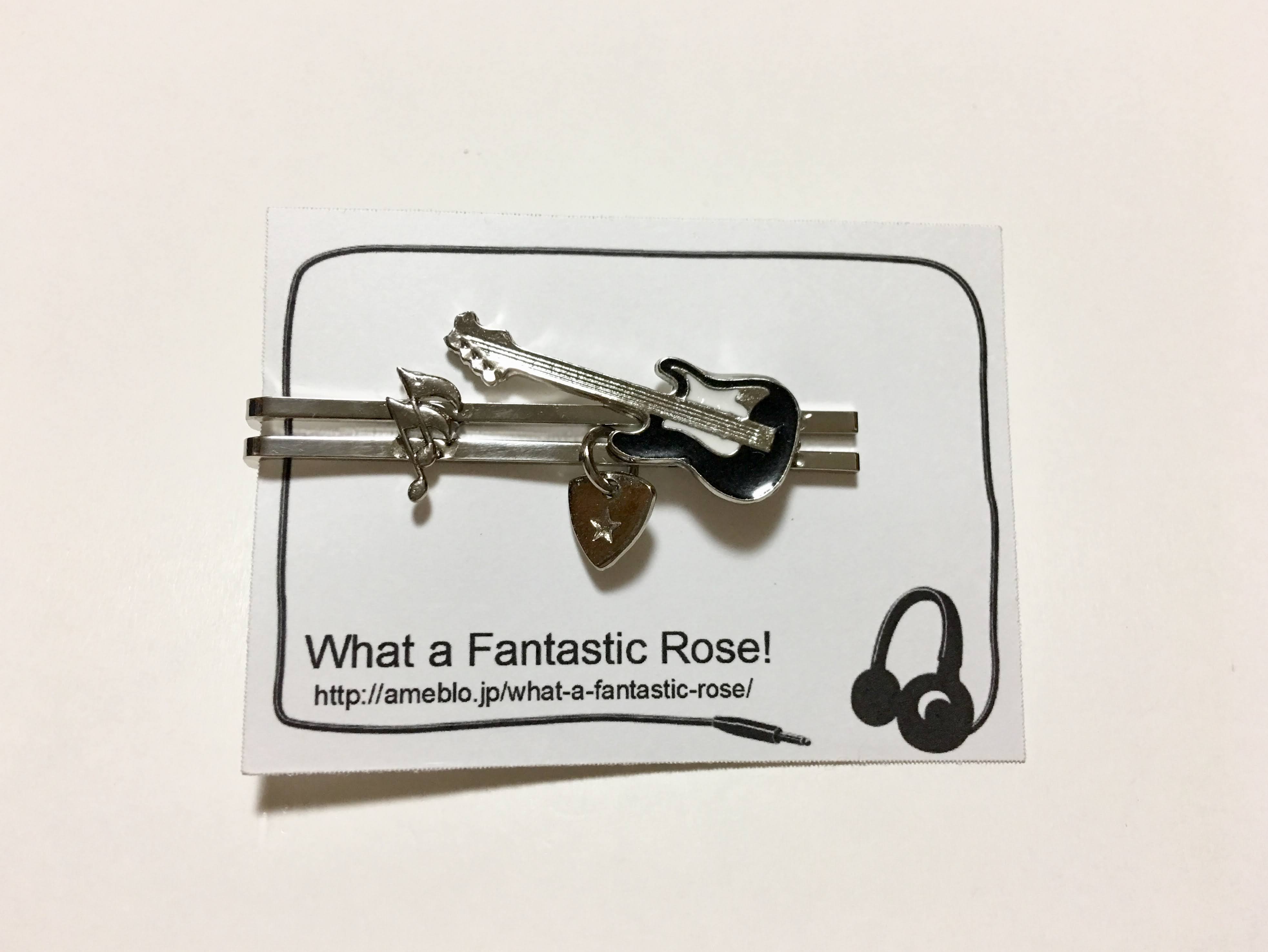 エレキベースのネクタイピン ブラック Iichi ハンドメイド クラフト作品 手仕事品の通販