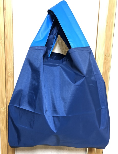 傘生地エコバック紺青柄 内ポケット収納タイプ 大 Iichi ハンドメイド クラフト作品 手仕事品の通販