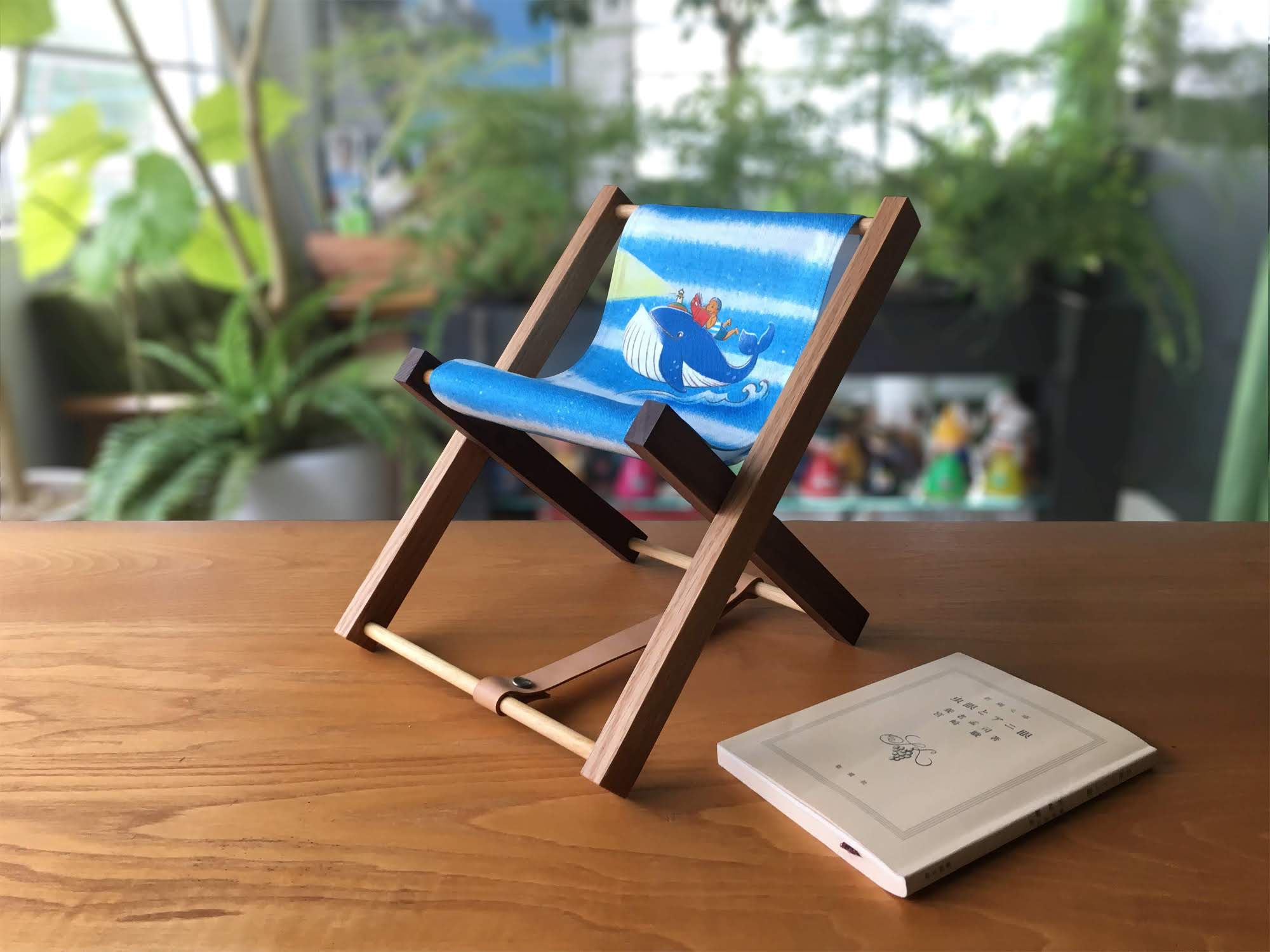 男の子とクジラ 卓上書見台 ほんのむし Iichi ハンドメイド クラフト作品 手仕事品の通販