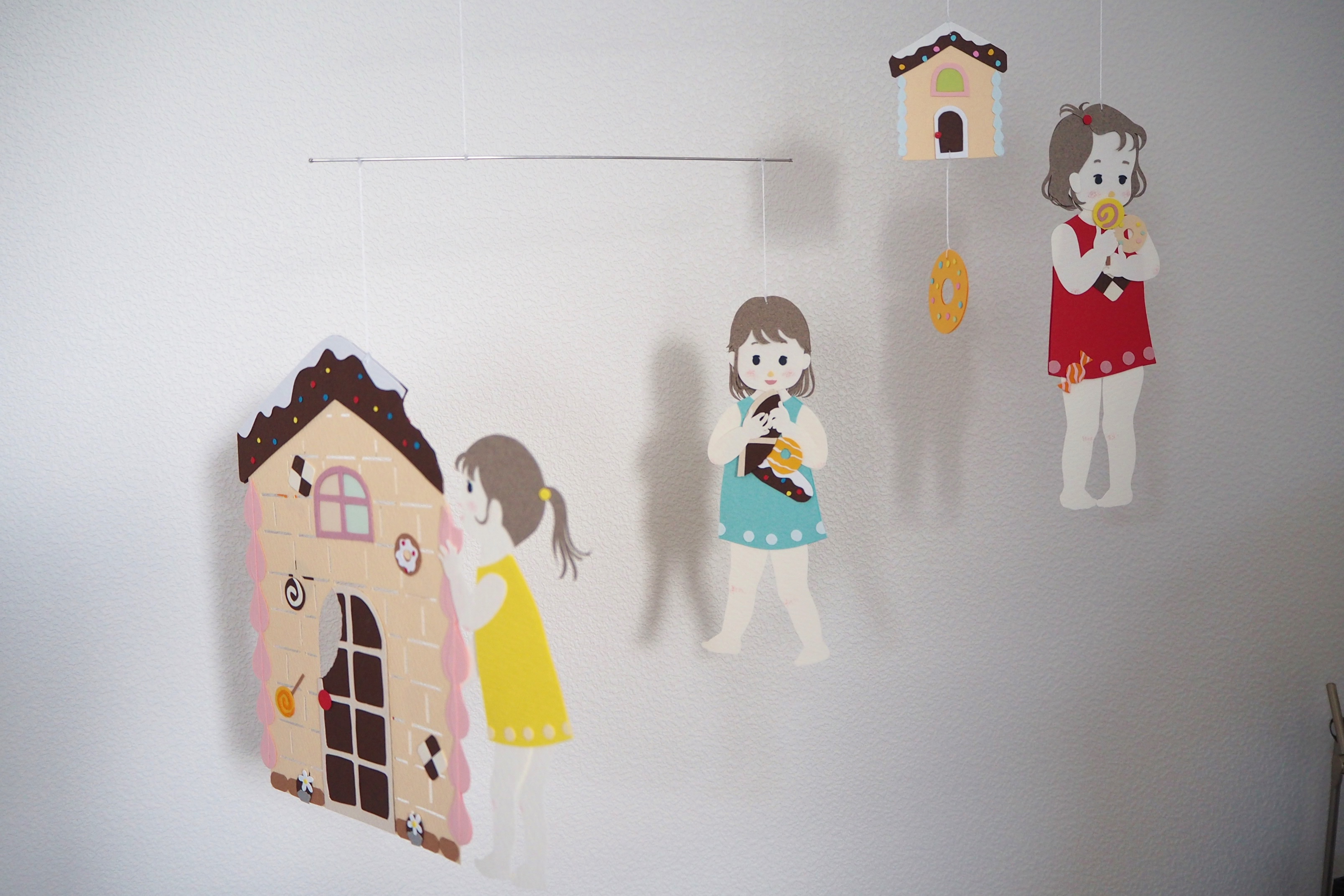 女の子モビール お菓子の家 Iichi ハンドメイド クラフト作品 手仕事品の通販