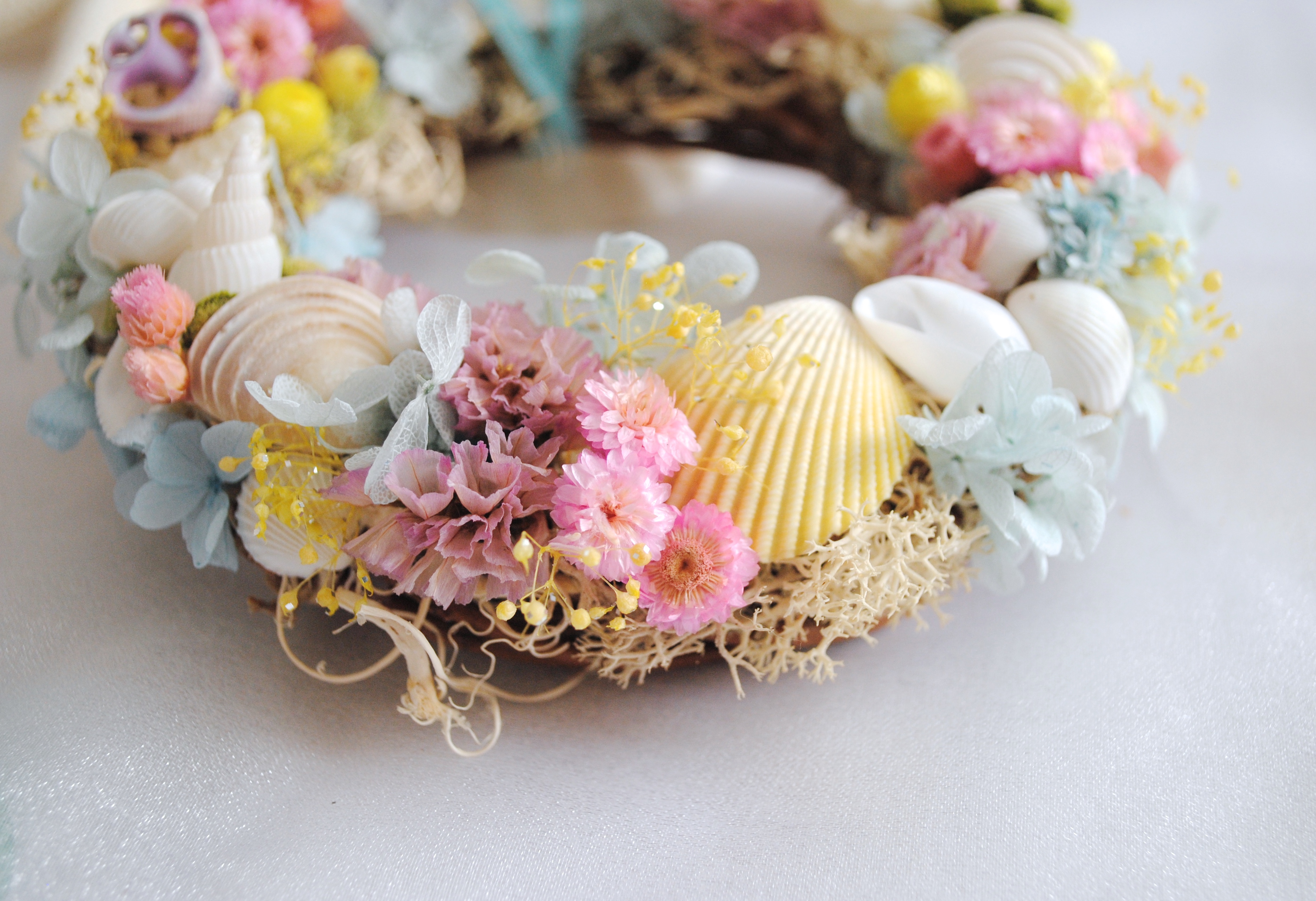 花と貝殻のおしゃれなマリンリース Iichi ハンドメイド クラフト作品 手仕事品の通販
