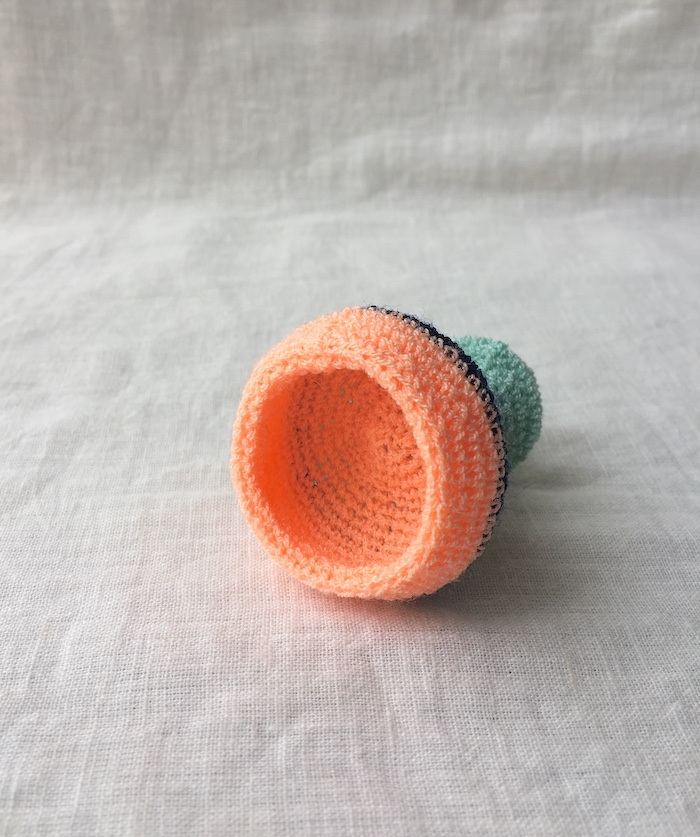 Knit Glass ソーダ ネイビー 薄いオレンジ Iichi ハンドメイド クラフト作品 手仕事品の通販