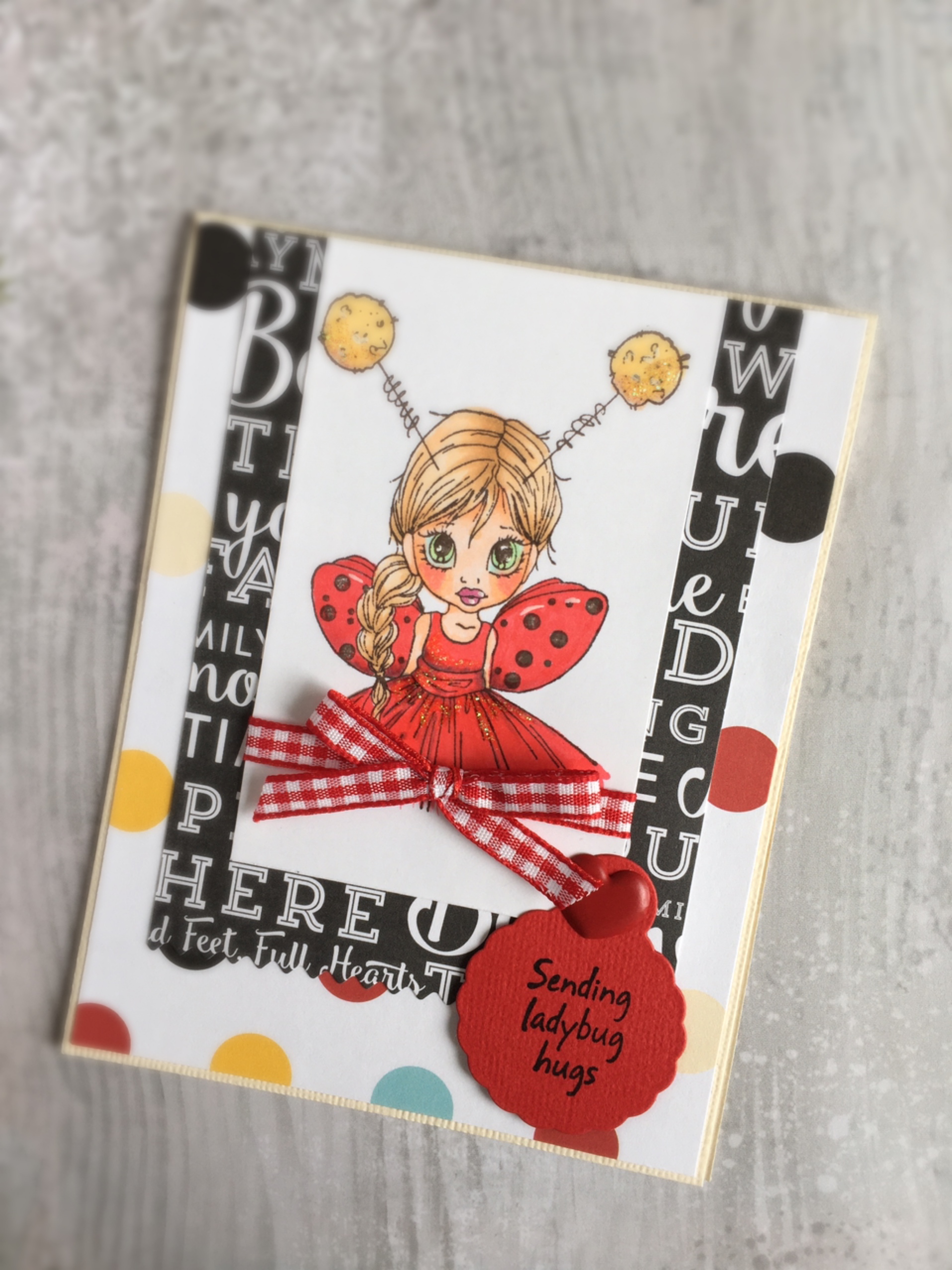 てんとう虫の女の子 ハンドメイドカード Iichi ハンドメイド クラフト作品 手仕事品の通販
