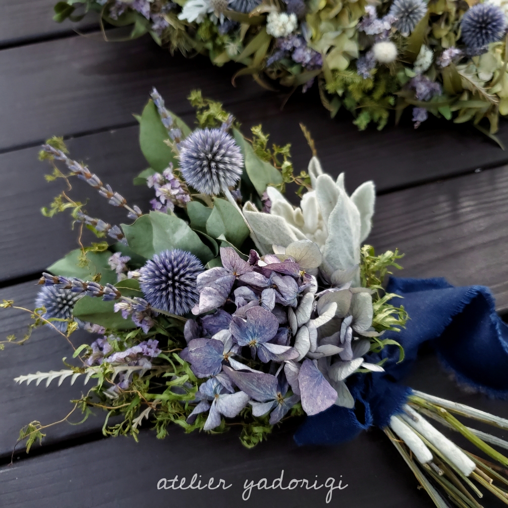 瑠璃玉アザミとラベンダーを束ねたプロヴァンスブルーのスワッグ Iichi ハンドメイド クラフト作品 手仕事品の通販