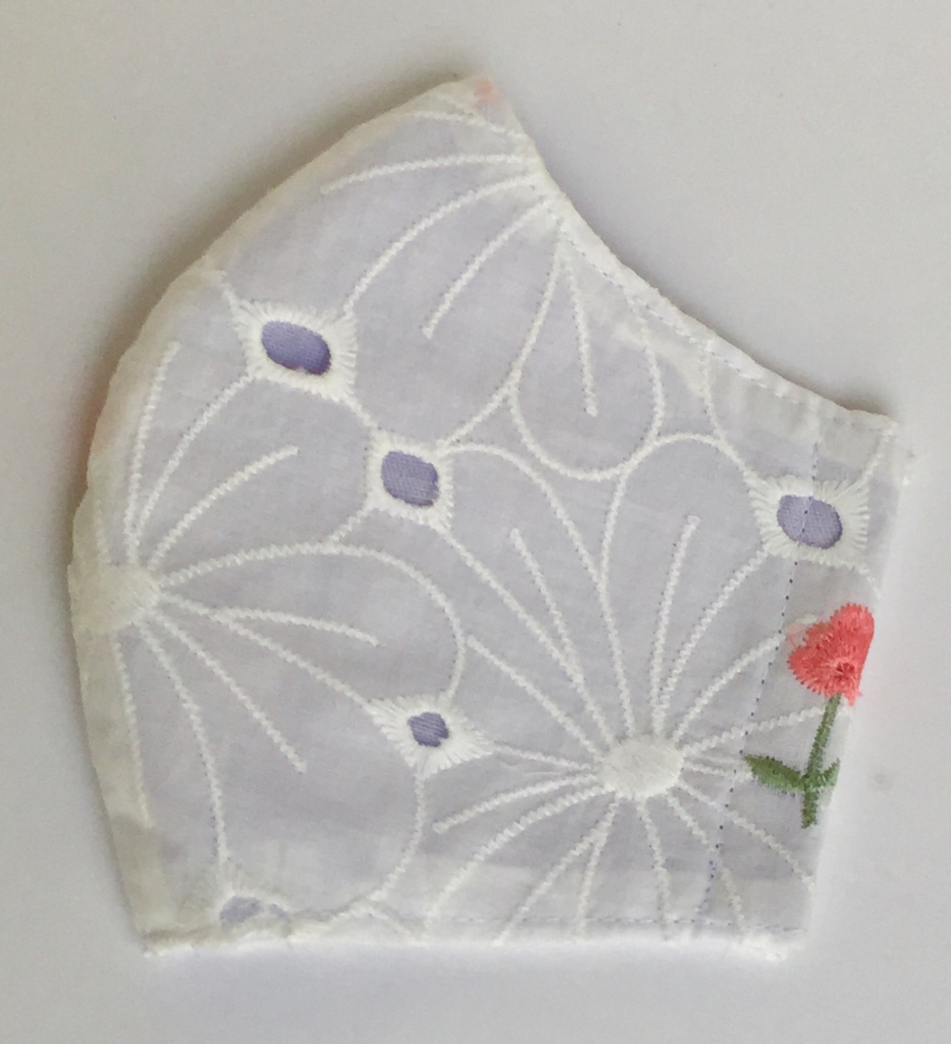 秋のオシャレ マスク 刺繍の花 Iichi ハンドメイド クラフト作品 手仕事品の通販