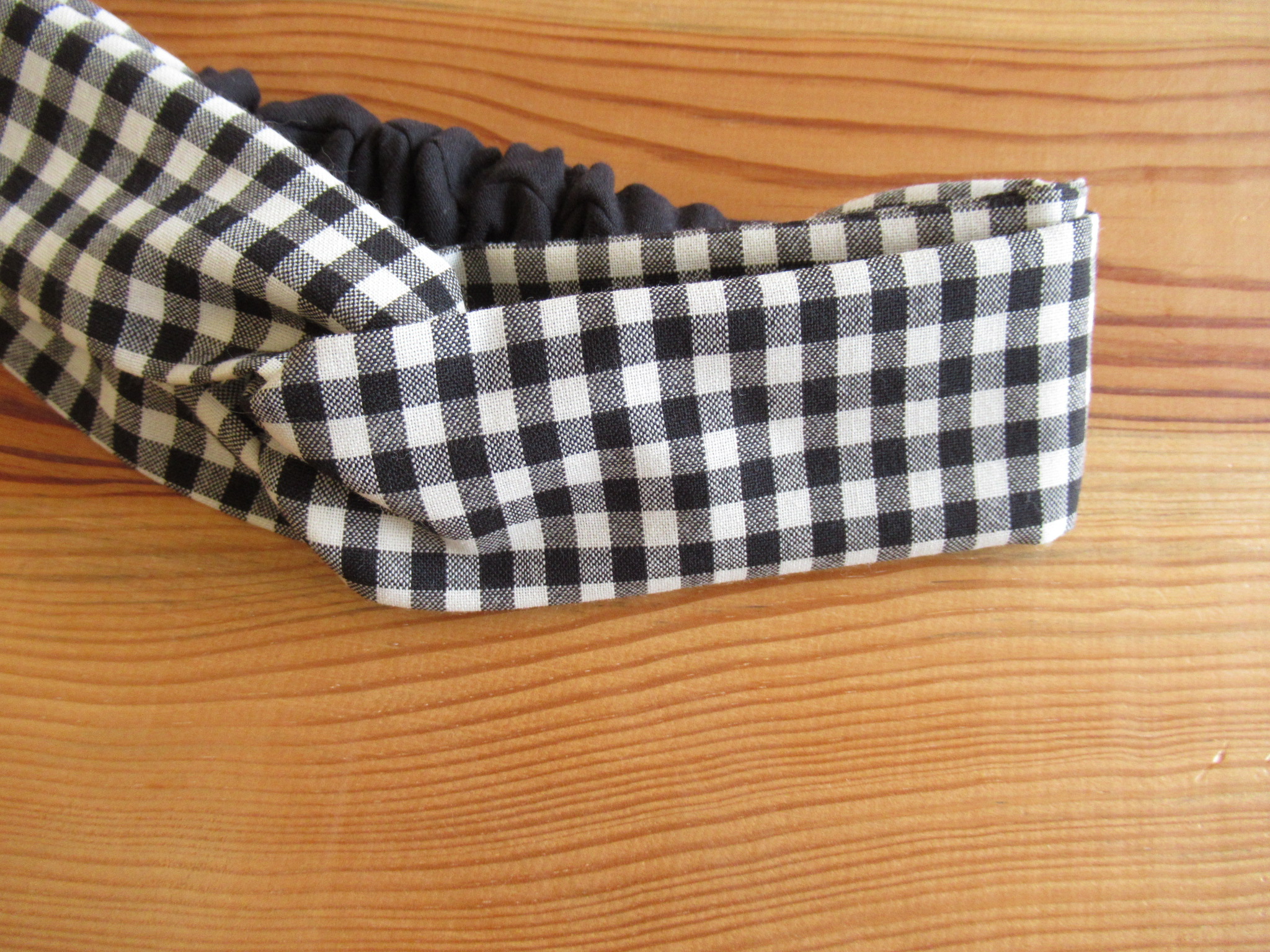 ねじりヘアバンド 黒と白のチェック Iichi ハンドメイド クラフト作品 手仕事品の通販