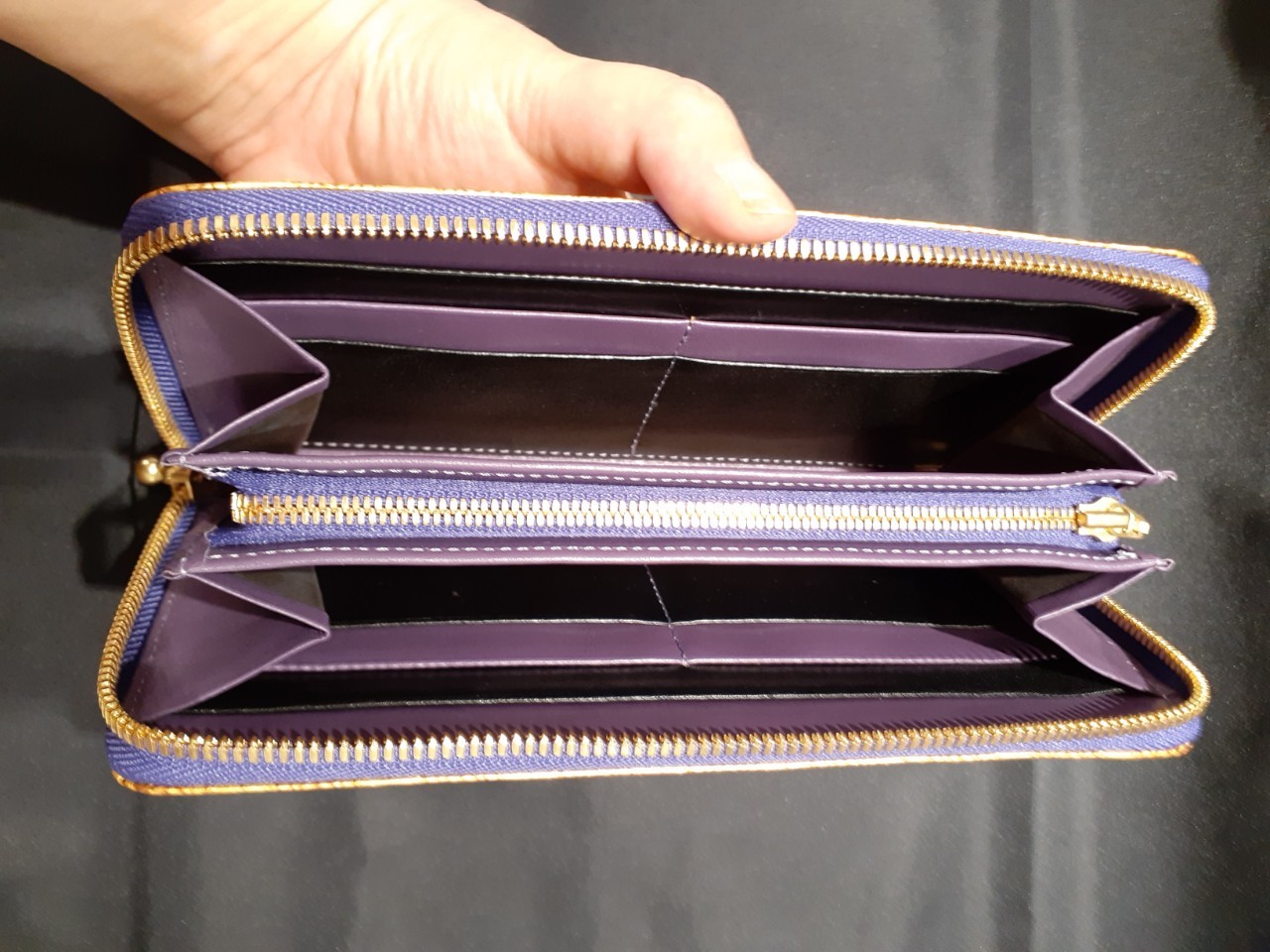 金運開運 お守り 純金箔革製 ラウンド財布ゴールド 花菱 染柄 Iichi ハンドメイド クラフト作品 手仕事品の通販