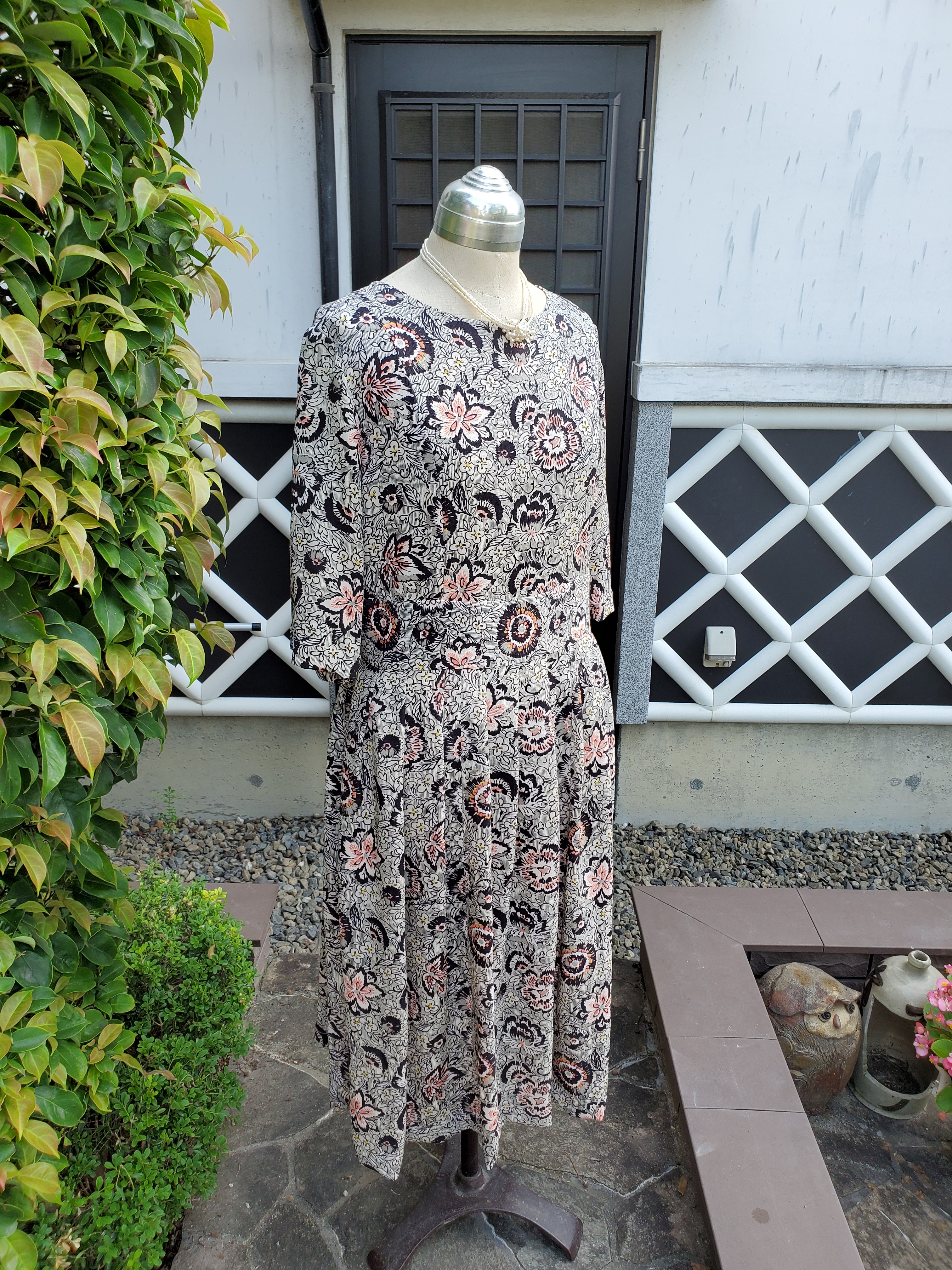 着物リメイク 手作り 可愛い柄のお着物から リメイク ワンピース Iichi ハンドメイド クラフト作品 手仕事品の通販