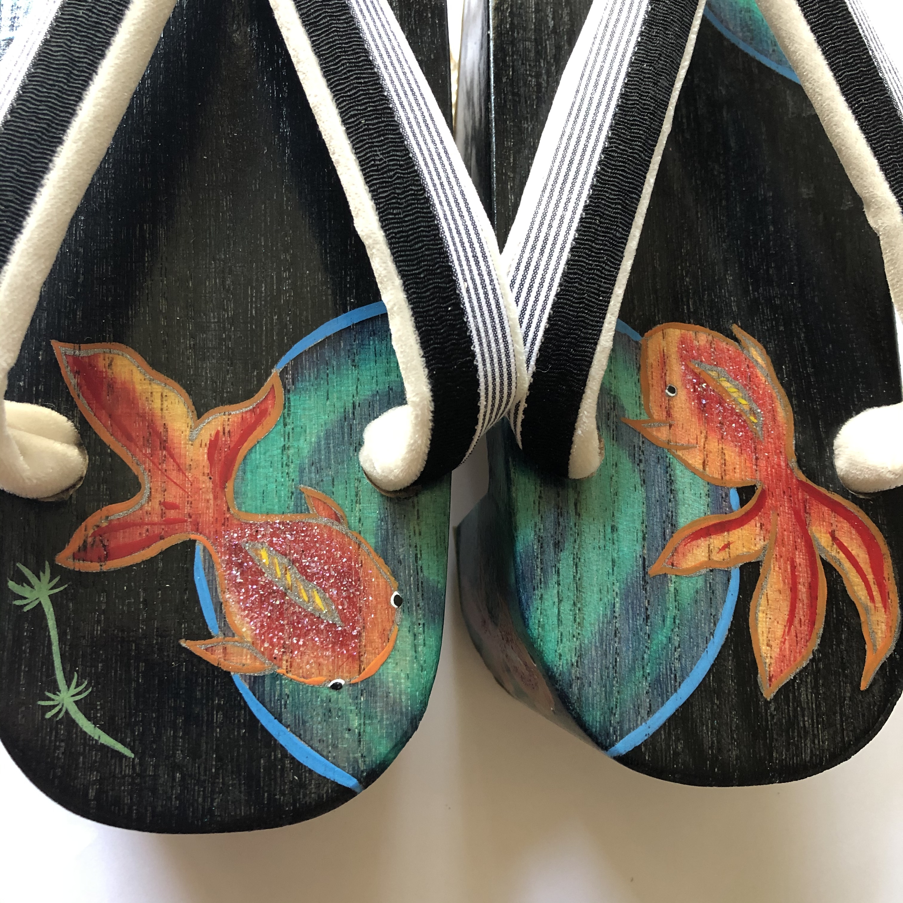 金魚 やや背の高くなる下駄 Sサイズ Iichi ハンドメイド クラフト作品 手仕事品の通販