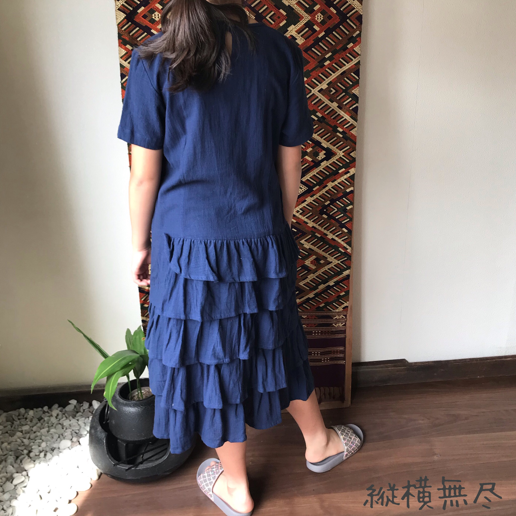 裾の５段フリルが可愛いミドル丈のマーメイドワンピース 紺 Iichi ハンドメイド クラフト作品 手仕事品の通販