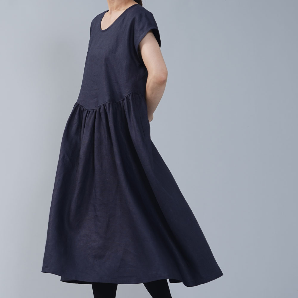 Wafu 中厚リネン Uネック ギャザーワンピース 重ね着で使いやすいワンピース ネイビー A018b Neb2 Iichi ハンドメイド クラフト作品 手仕事品の通販