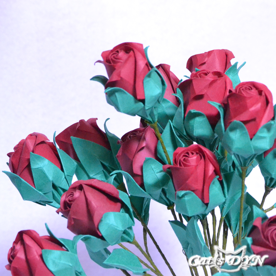咲きかけの薔薇を18本 折り紙の薔薇の花 Iichi ハンドメイド クラフト作品 手仕事品の通販
