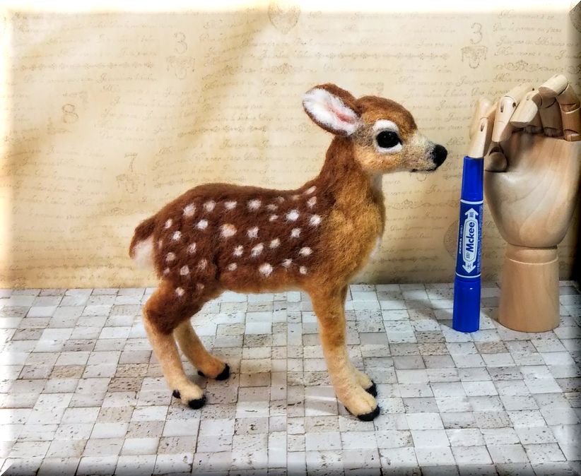 羊毛フェルト 鹿 子鹿ちゃん シカ バンビ 動物フィギュア Iichi ハンドメイド クラフト作品 手仕事品の通販