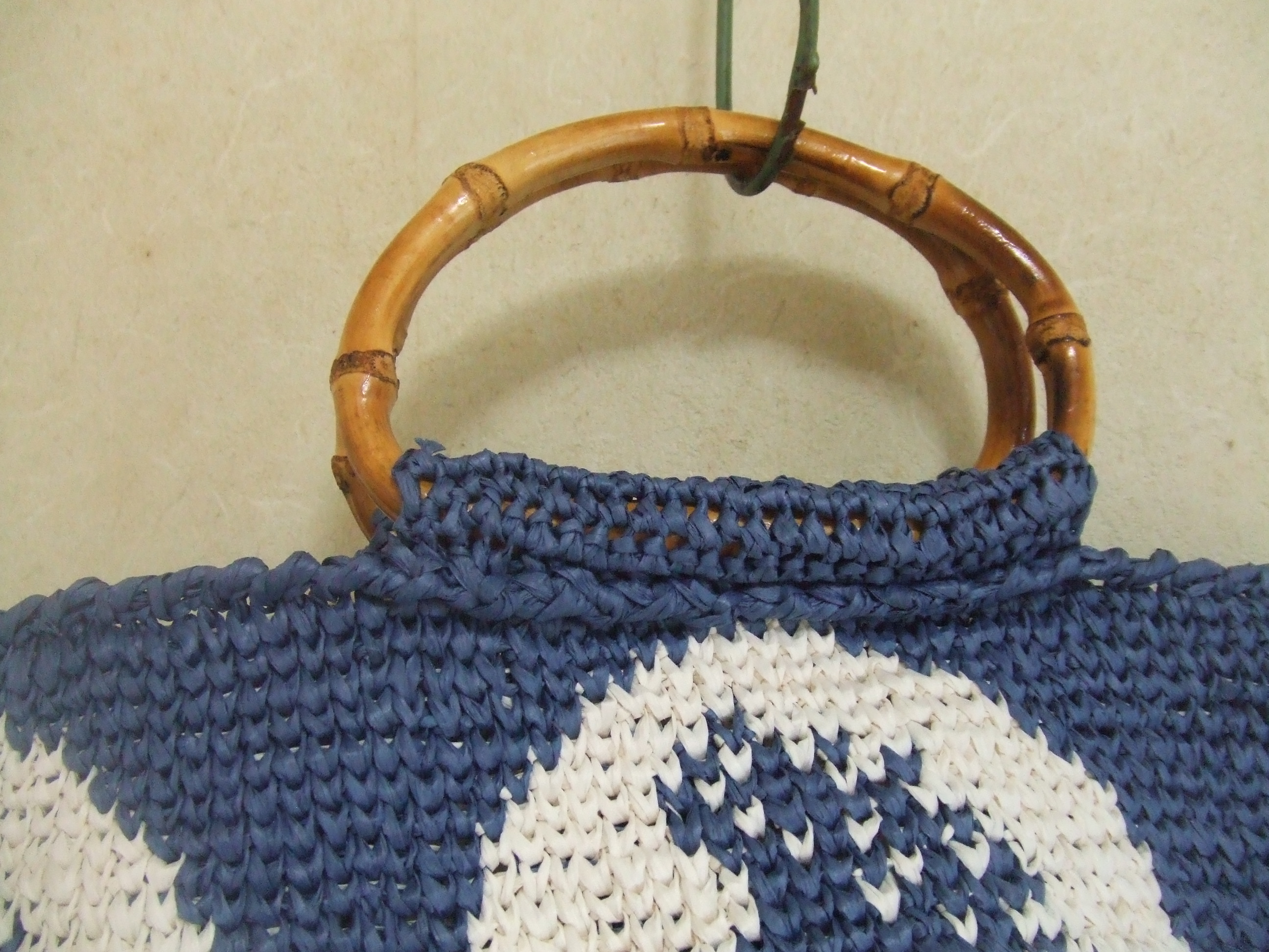 メリヤス細編み編み込み模様トートバッグ アザミ Iichi ハンドメイド クラフト作品 手仕事品の通販