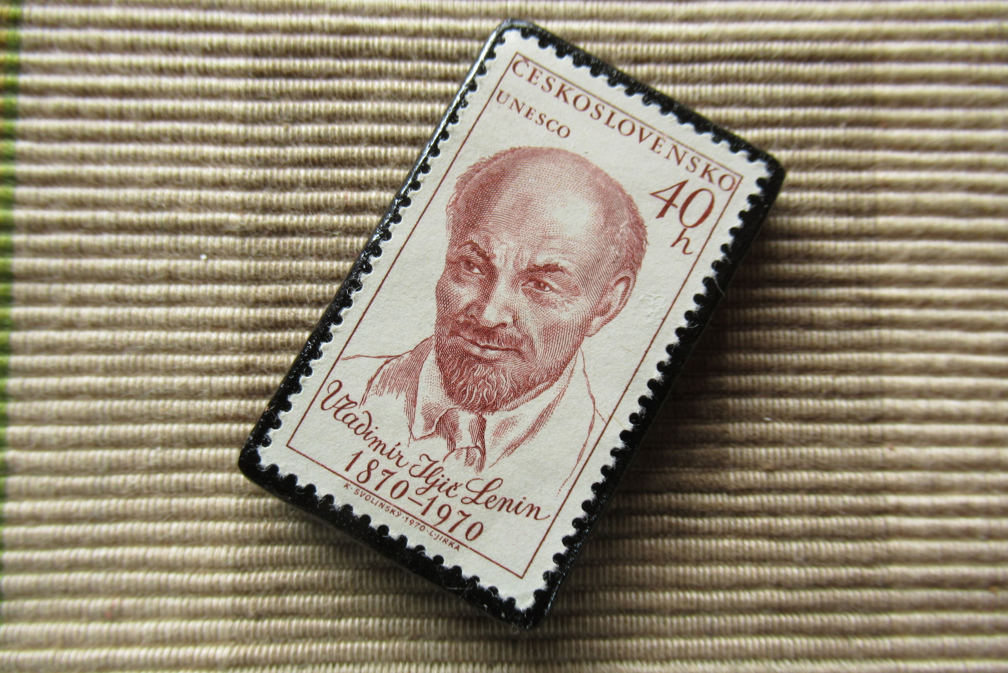チェコスロバキア レーニン切手ブローチ6613 Iichi ハンドメイド クラフト作品 手仕事品の通販