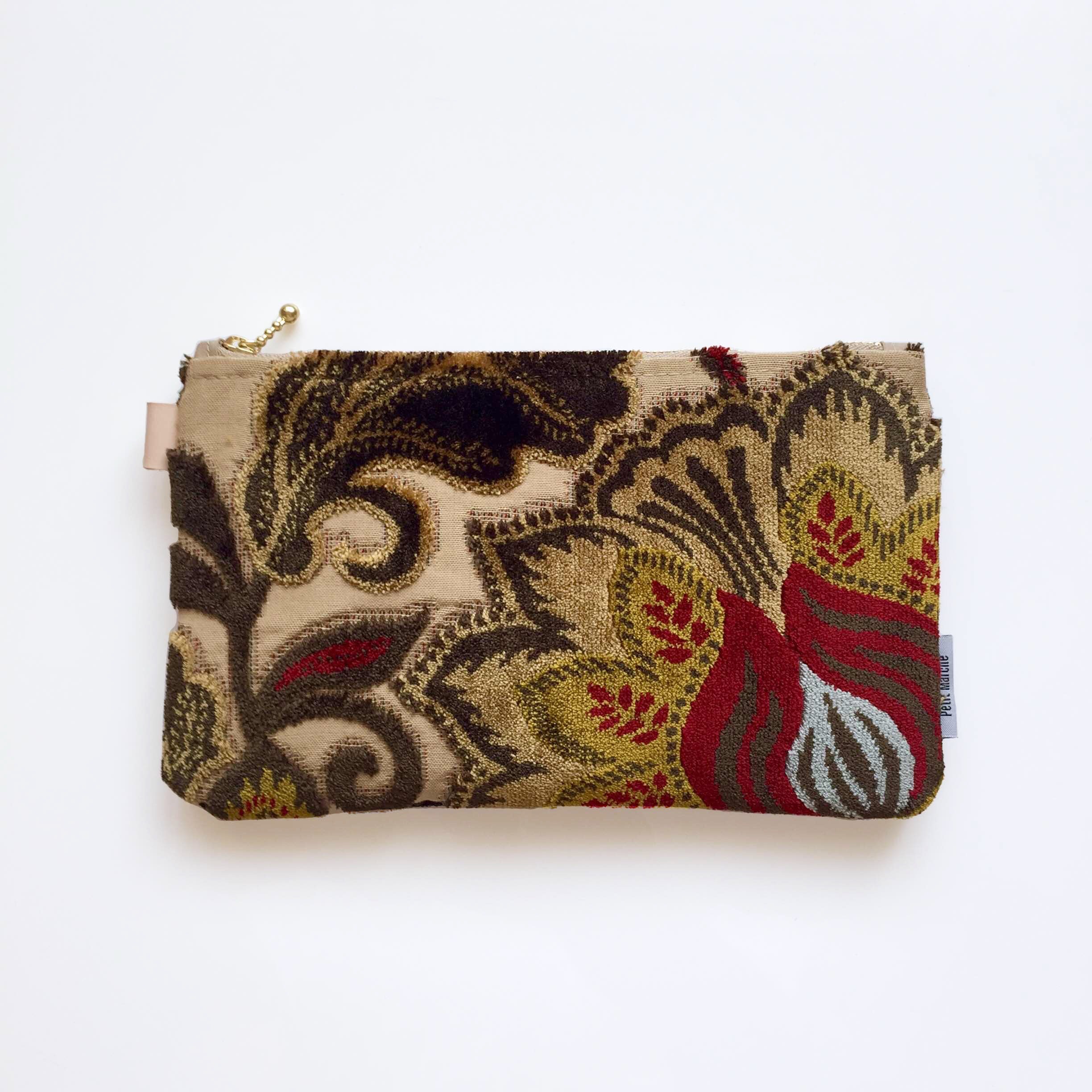 リュクスなポーチ ベルギー製ベルベット生地使用 ベージュ Iichi ハンドメイド クラフト作品 手仕事品の通販