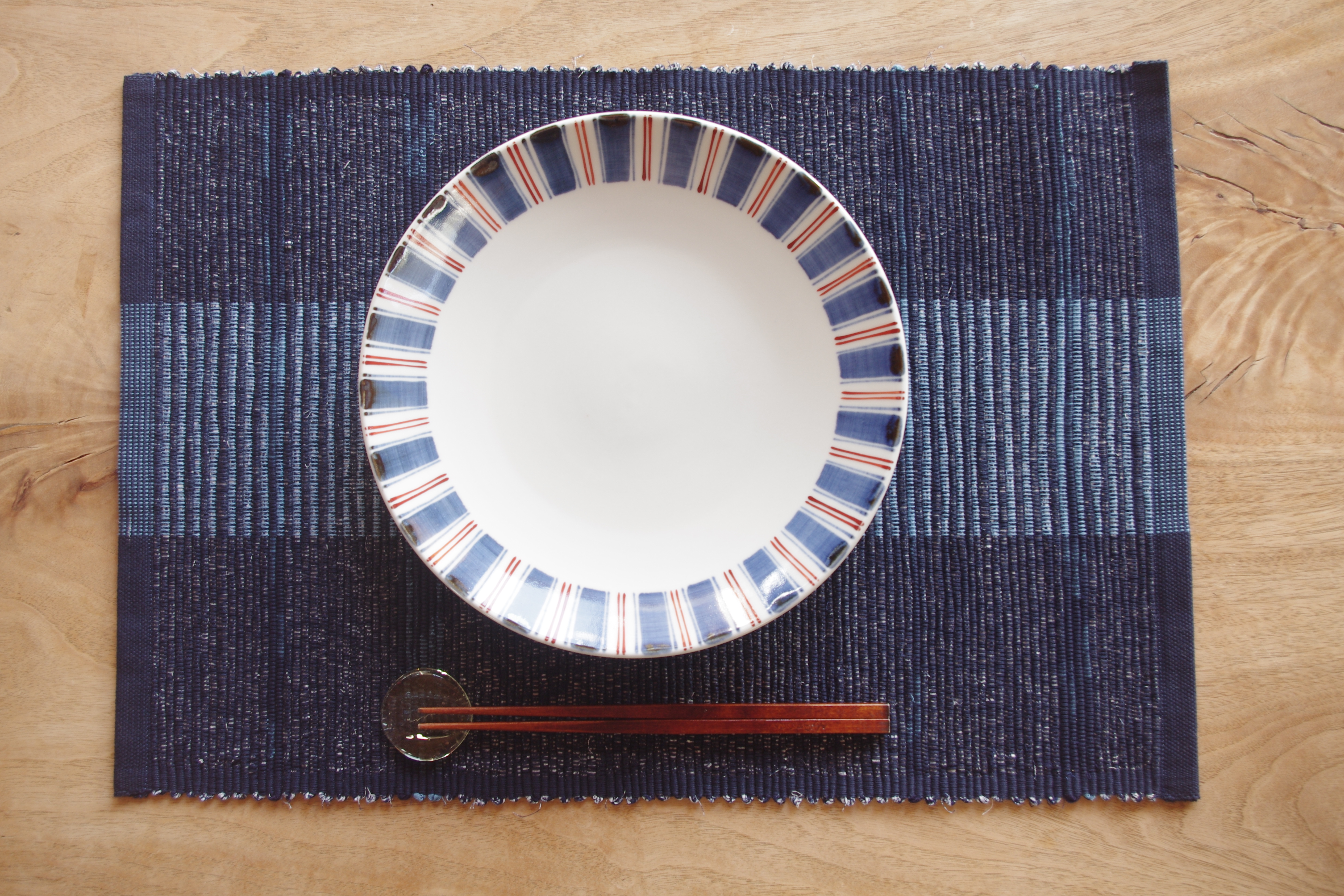 家で古民家カフェ気分 紺色のたっぷり大きいランチョンマット 木綿 裂き織り 1枚 木綿 手織り Iichi ハンドメイド クラフト作品 手仕事品の通販