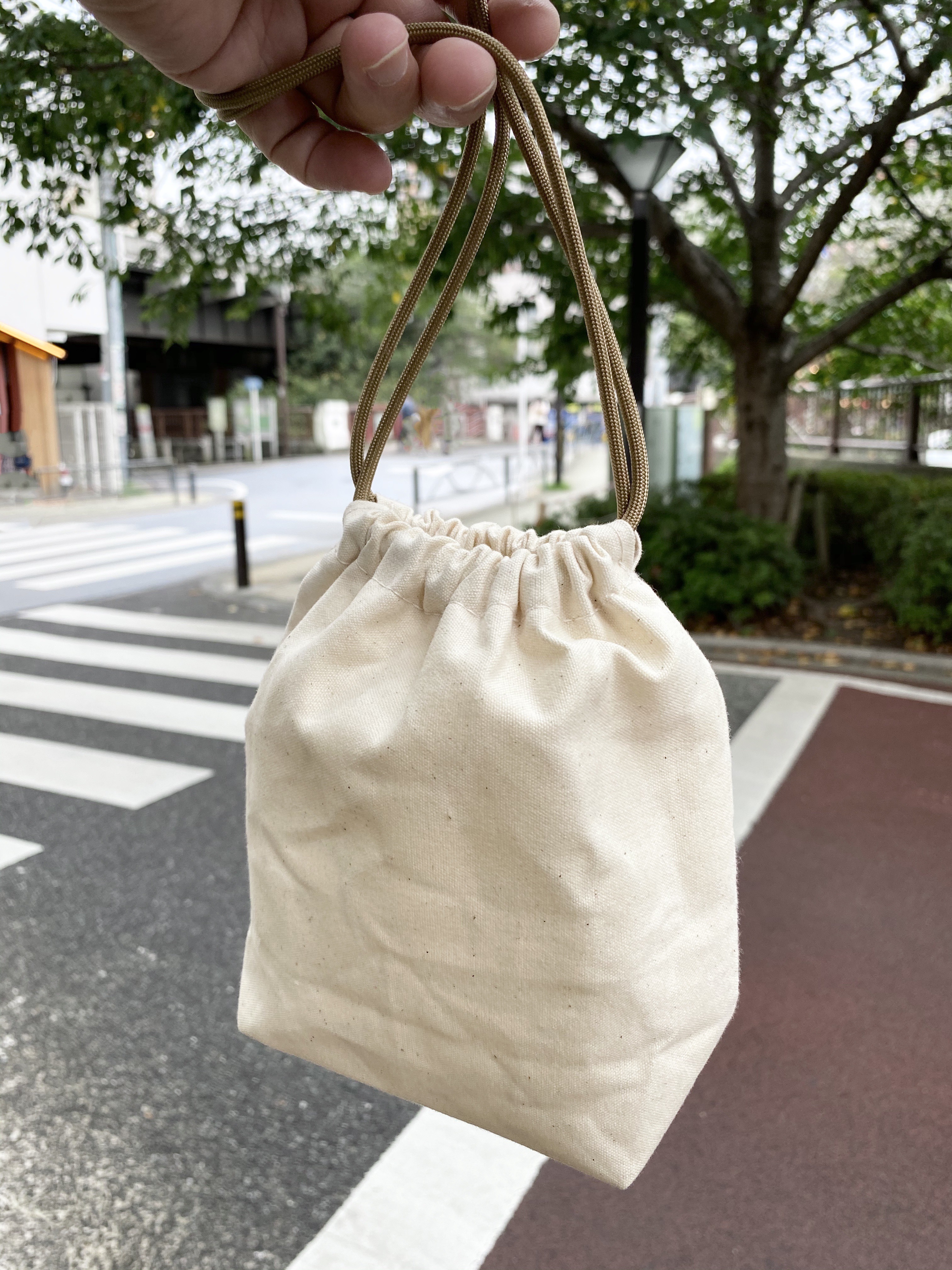 帆布ポシェット 巾着タイプ 生成り | iichi ハンドメイド・クラフト 