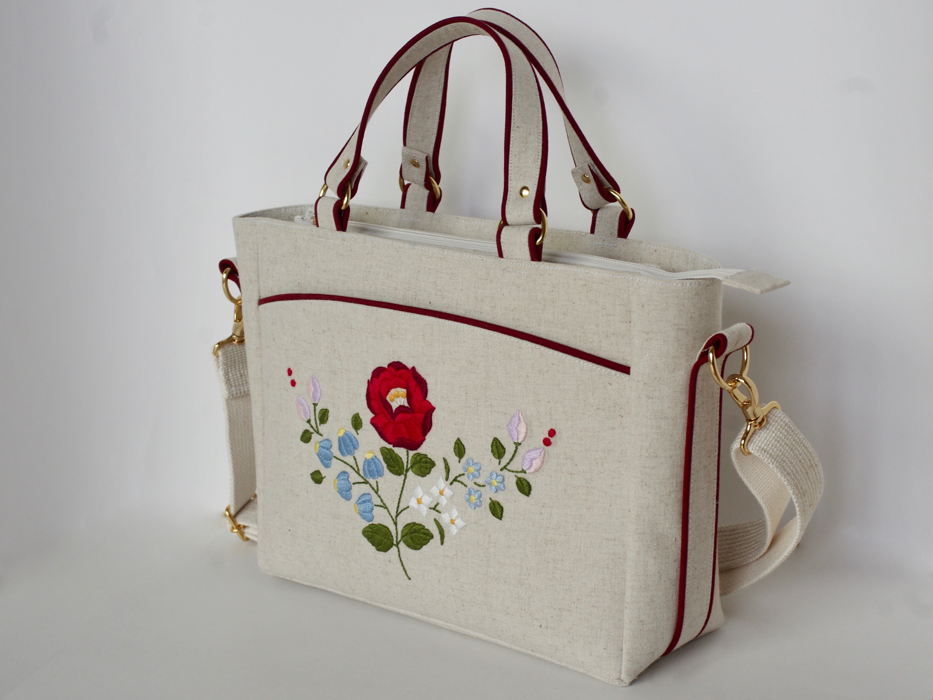 花刺繍のショルダーバッグ Iichi ハンドメイド クラフト作品 手仕事品の通販