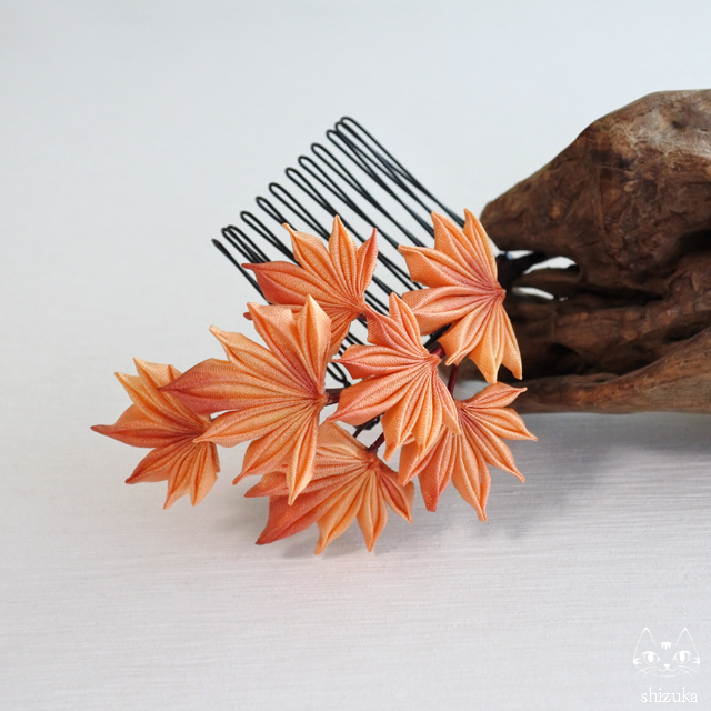 もみじ 紅葉 コーム つまみ細工髪飾り 訪問着 お出掛け プレゼント 秋 Iichi ハンドメイド クラフト作品 手仕事品の通販