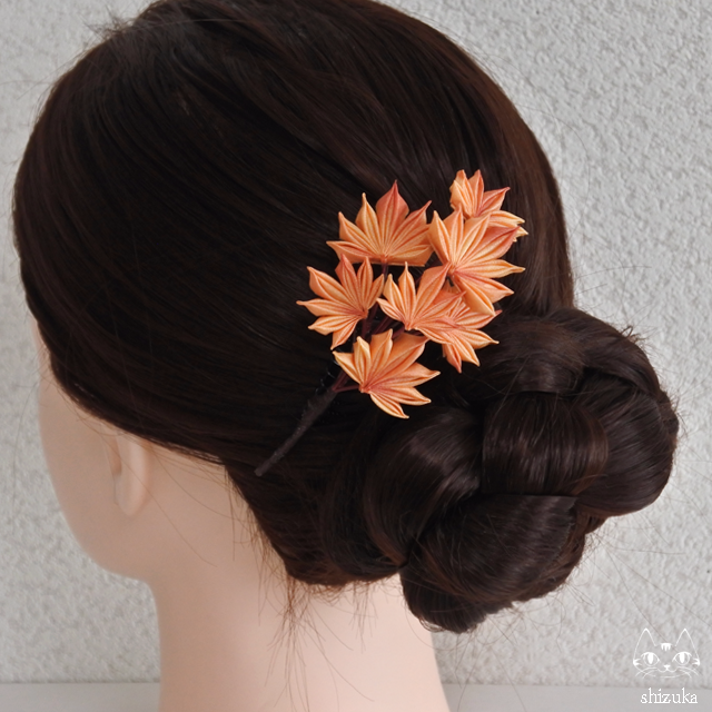 もみじ 紅葉 コーム つまみ細工髪飾り 訪問着 お出掛け プレゼント 秋 Iichi ハンドメイド クラフト作品 手仕事品の通販