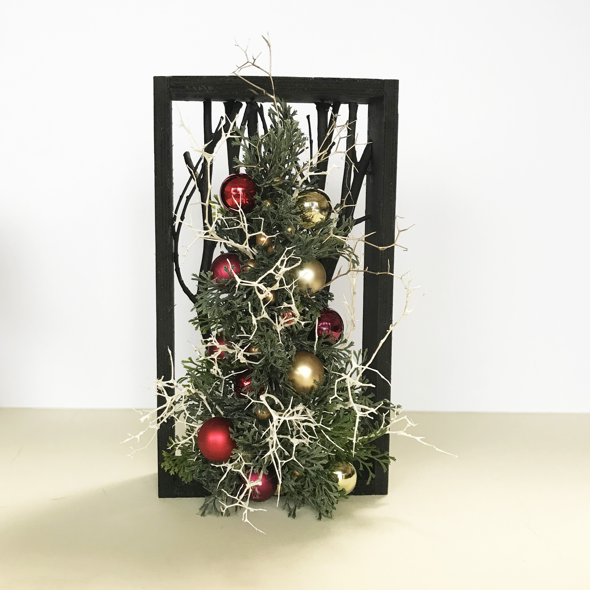 リースの森クリスマスアレンジメント Fch 001 Iichi ハンドメイド クラフト作品 手仕事品の通販