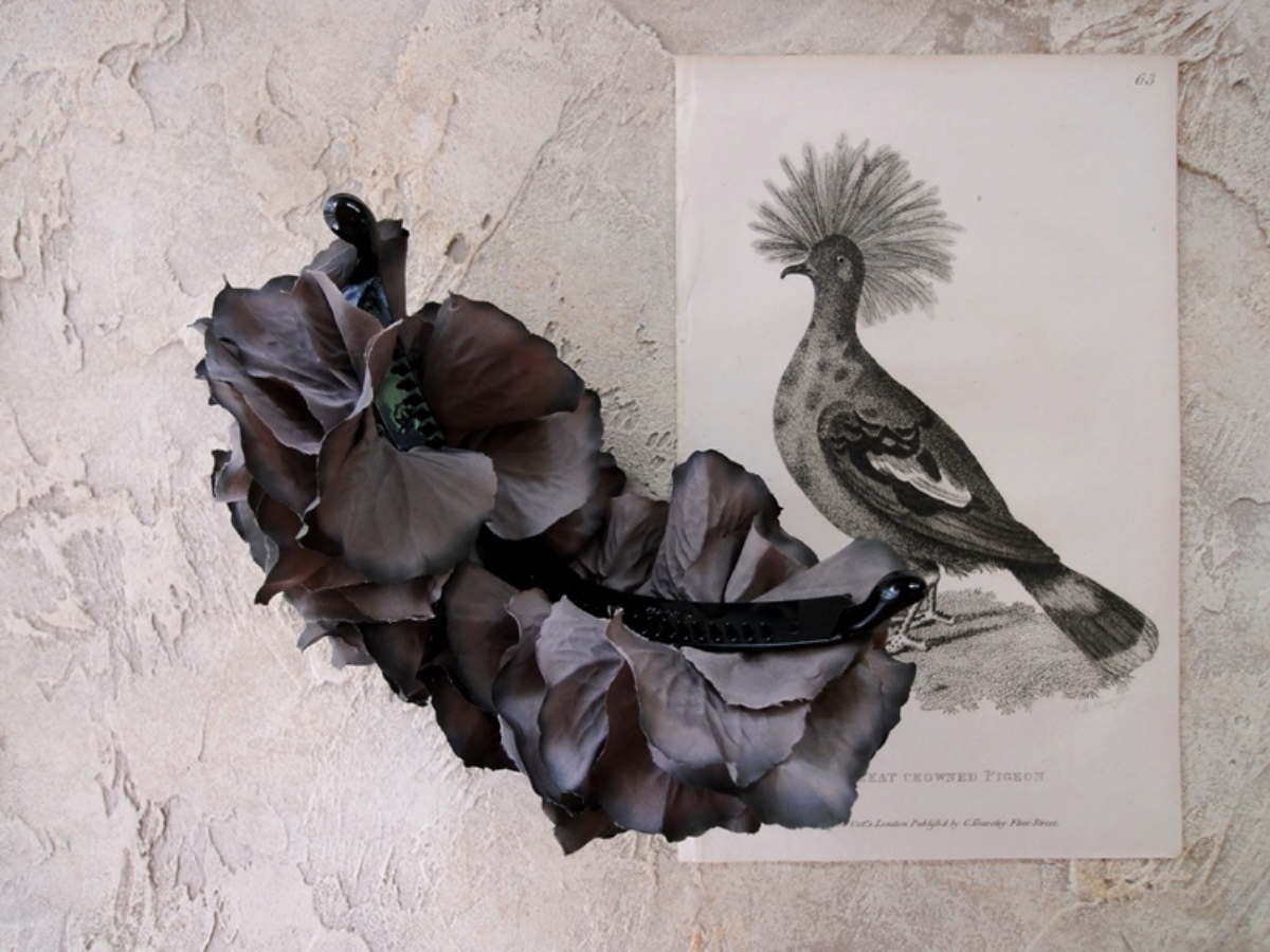 Last1 ラナンキュラスのバナナクリップ 秋色 シックカラー ブラウングレー Iichi ハンドメイド クラフト作品 手仕事品の通販