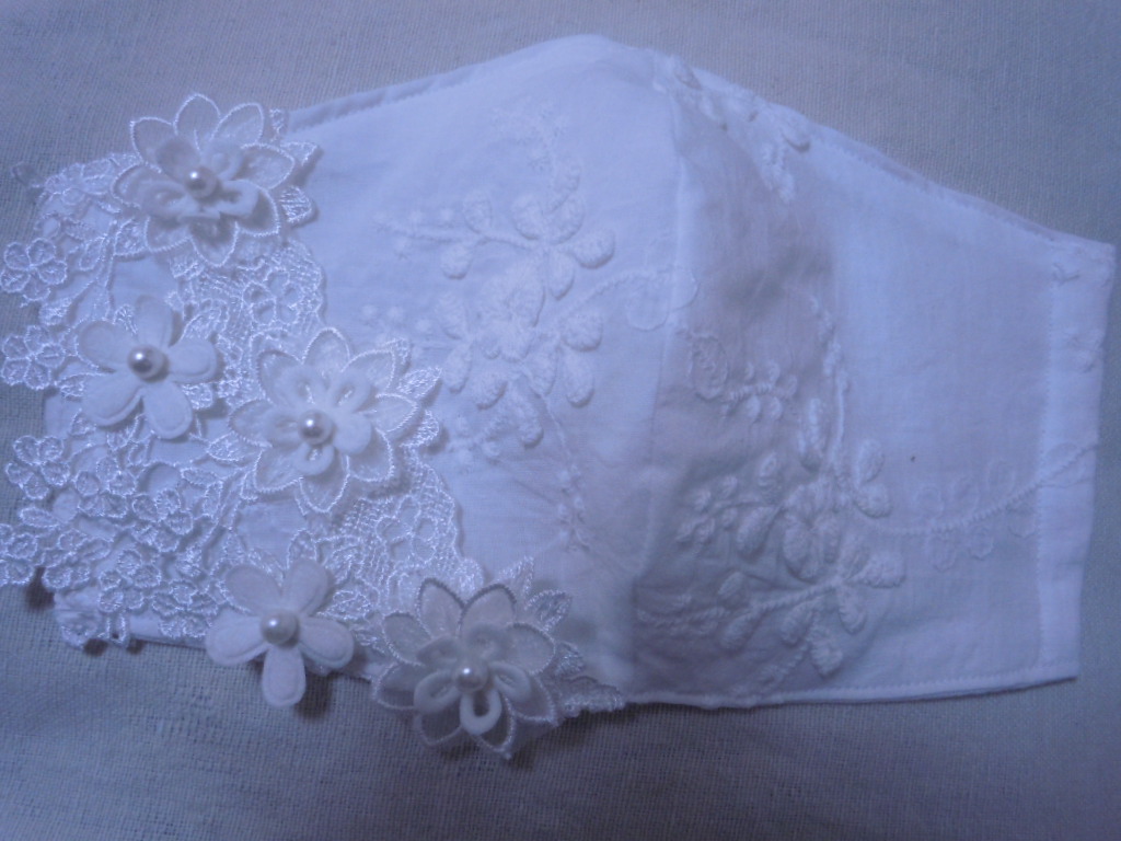 ハンドメイド豪華花立体刺繍レース花モチーフケミカルレース白 立体マスク Iichi ハンドメイド クラフト作品 手仕事品の通販