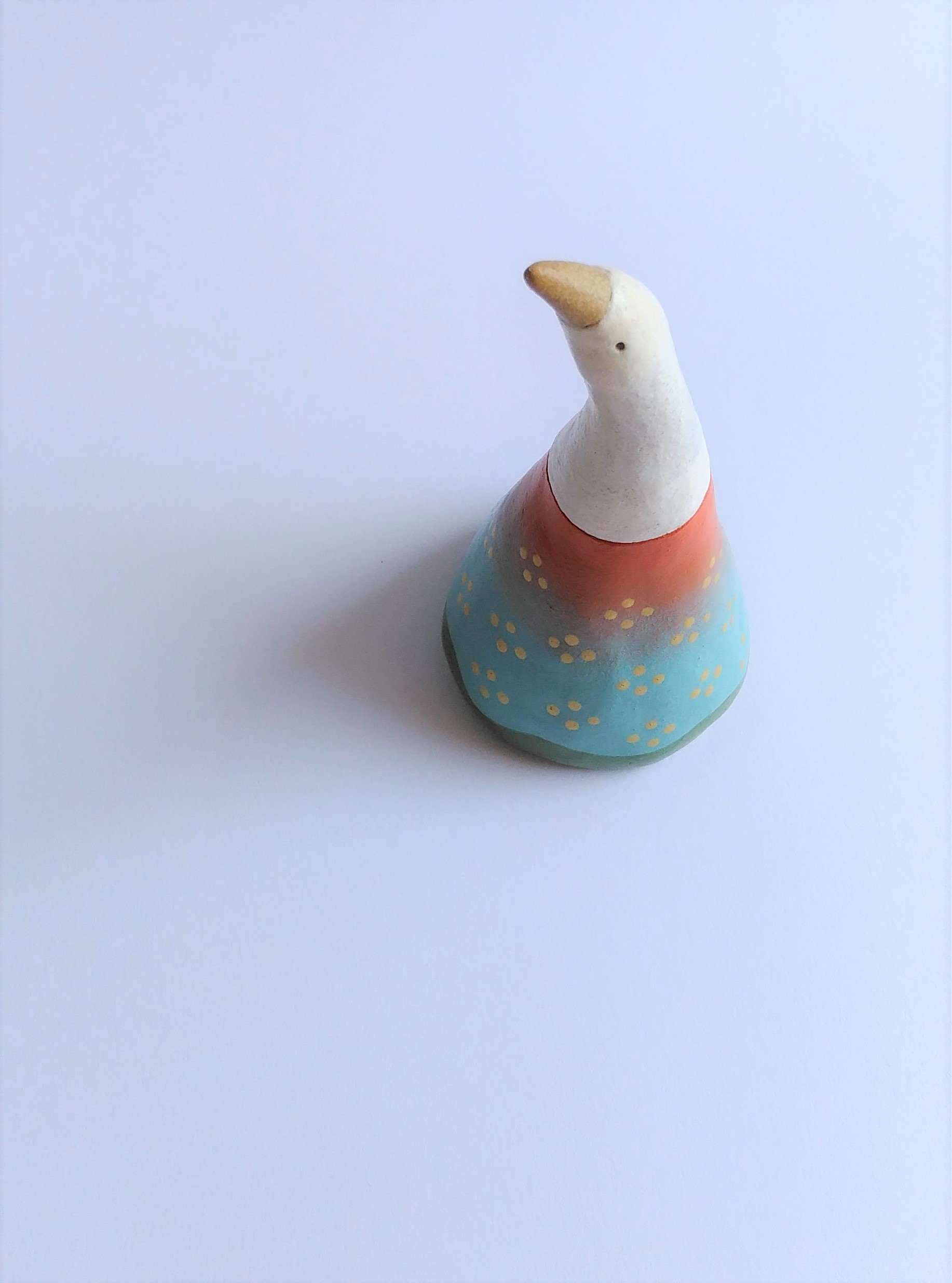ワンピースを着た白い鳥の置き物 Japan Ver 一点限り Iichi ハンドメイド クラフト作品 手仕事品の通販