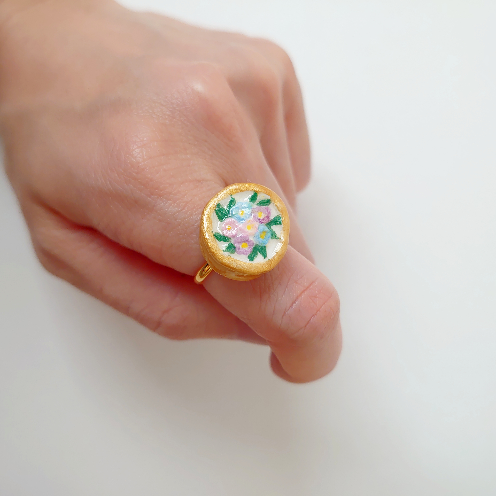 花束のリング３ パステル ゴールド せきそ粘土 Iichi ハンドメイド クラフト作品 手仕事品の通販