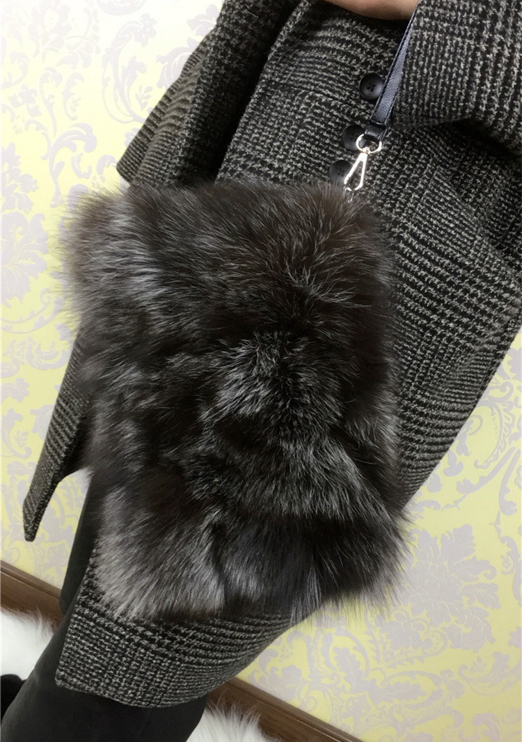 New Antique Fur シルバーフォックスファークラッチバッグ Iichi ハンドメイド クラフト作品 手仕事品の通販