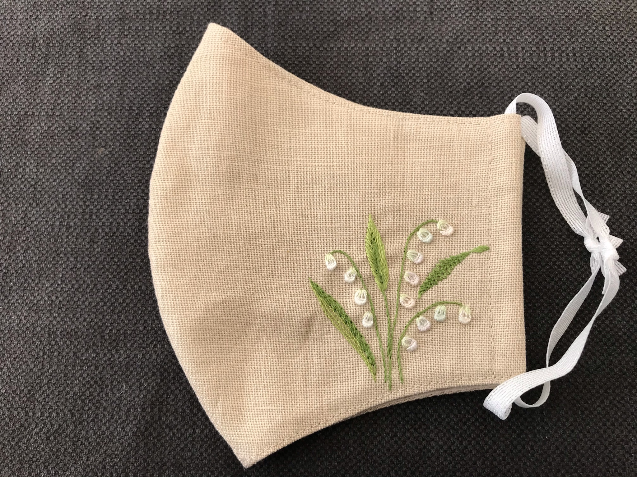 ワンポイント刺繍立体マスク C Iichi ハンドメイド クラフト作品 手仕事品の通販