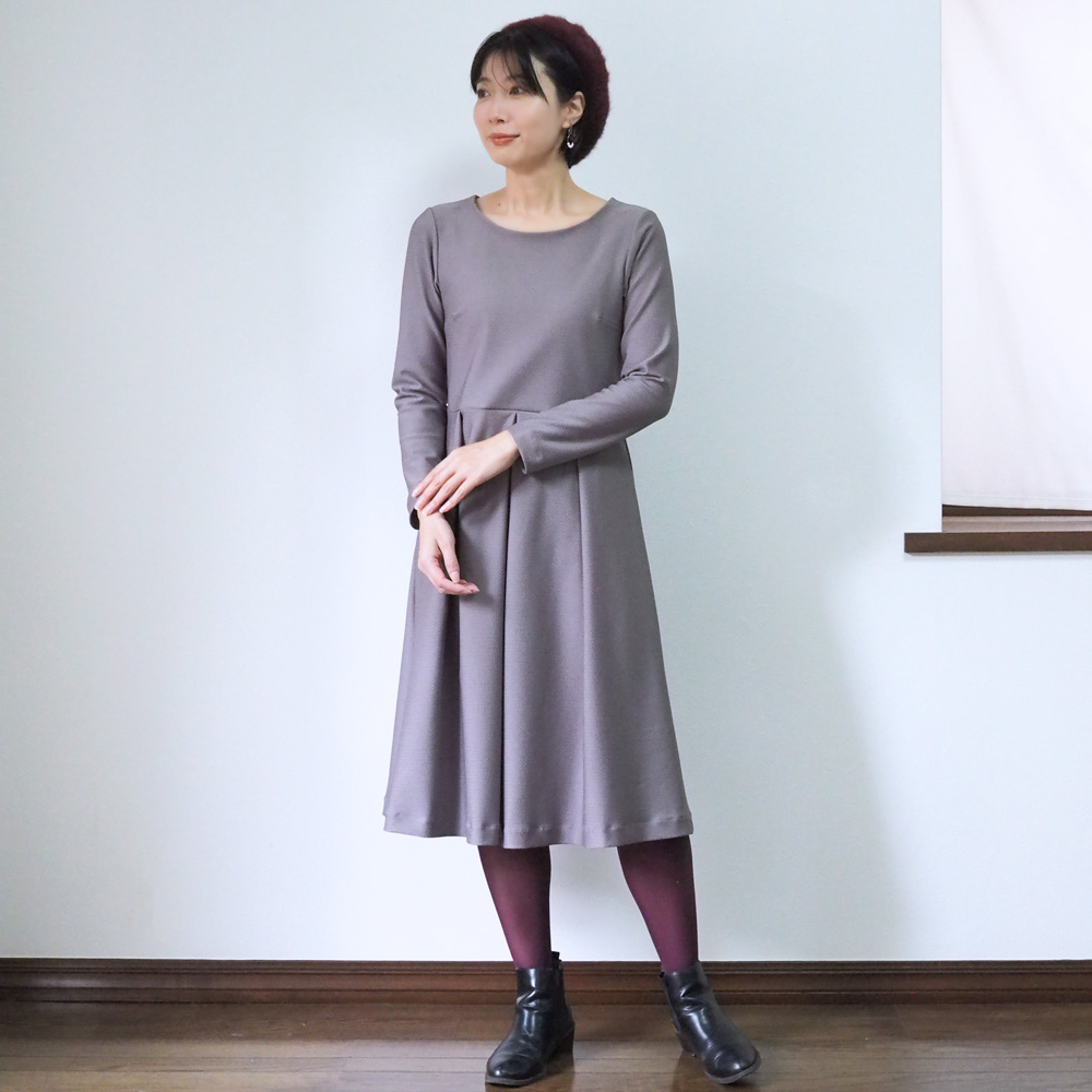 Xs Ll受注制作 アーミッシュ風シンプルワンピース チャコールグレー レンガ柄 やや厚手 ハリあり Iichi ハンドメイド クラフト作品 手仕事品の通販