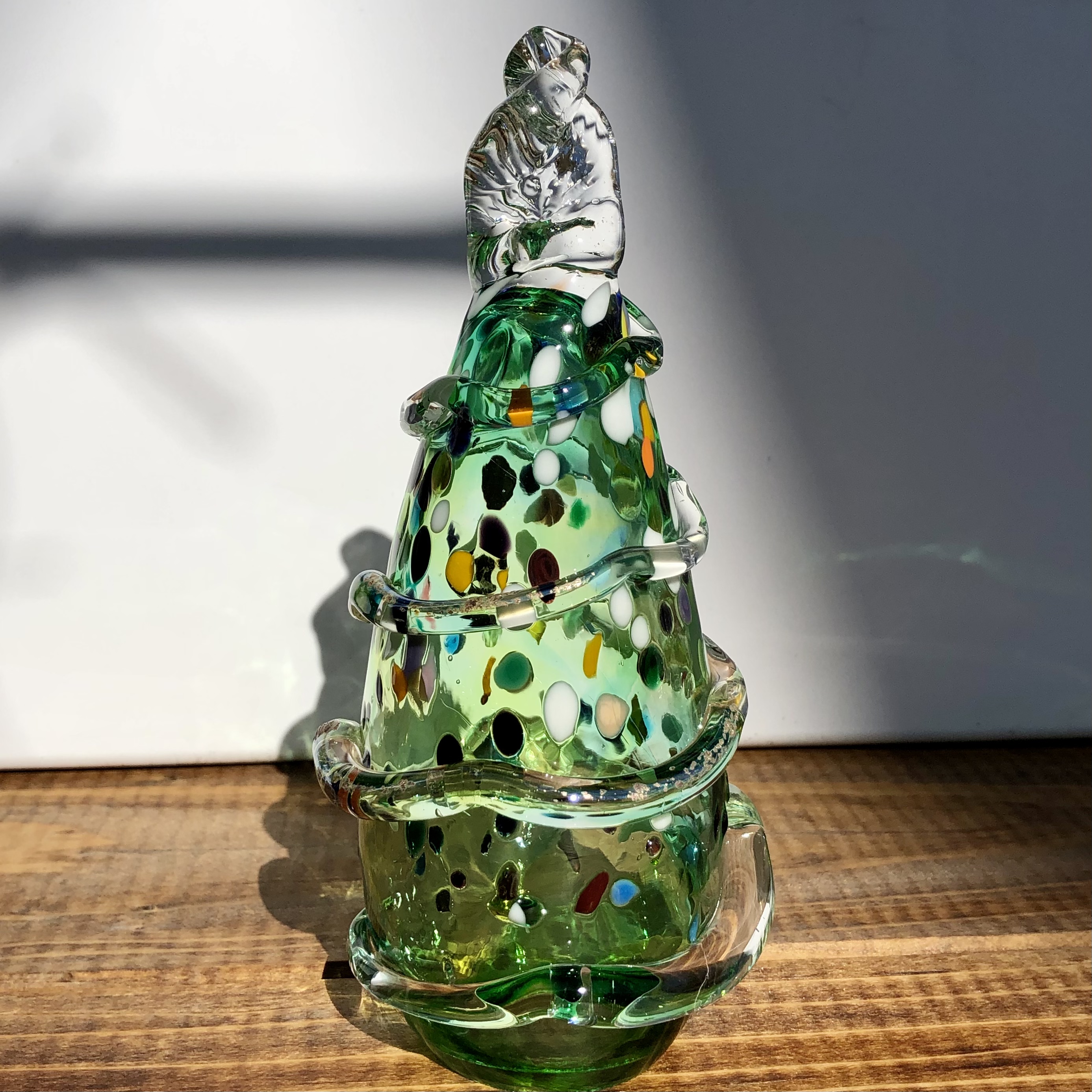 ガラスのクリスマスツリー ツリー テーブルツリー ミックスカラー Iichi ハンドメイド クラフト作品 手仕事品の通販